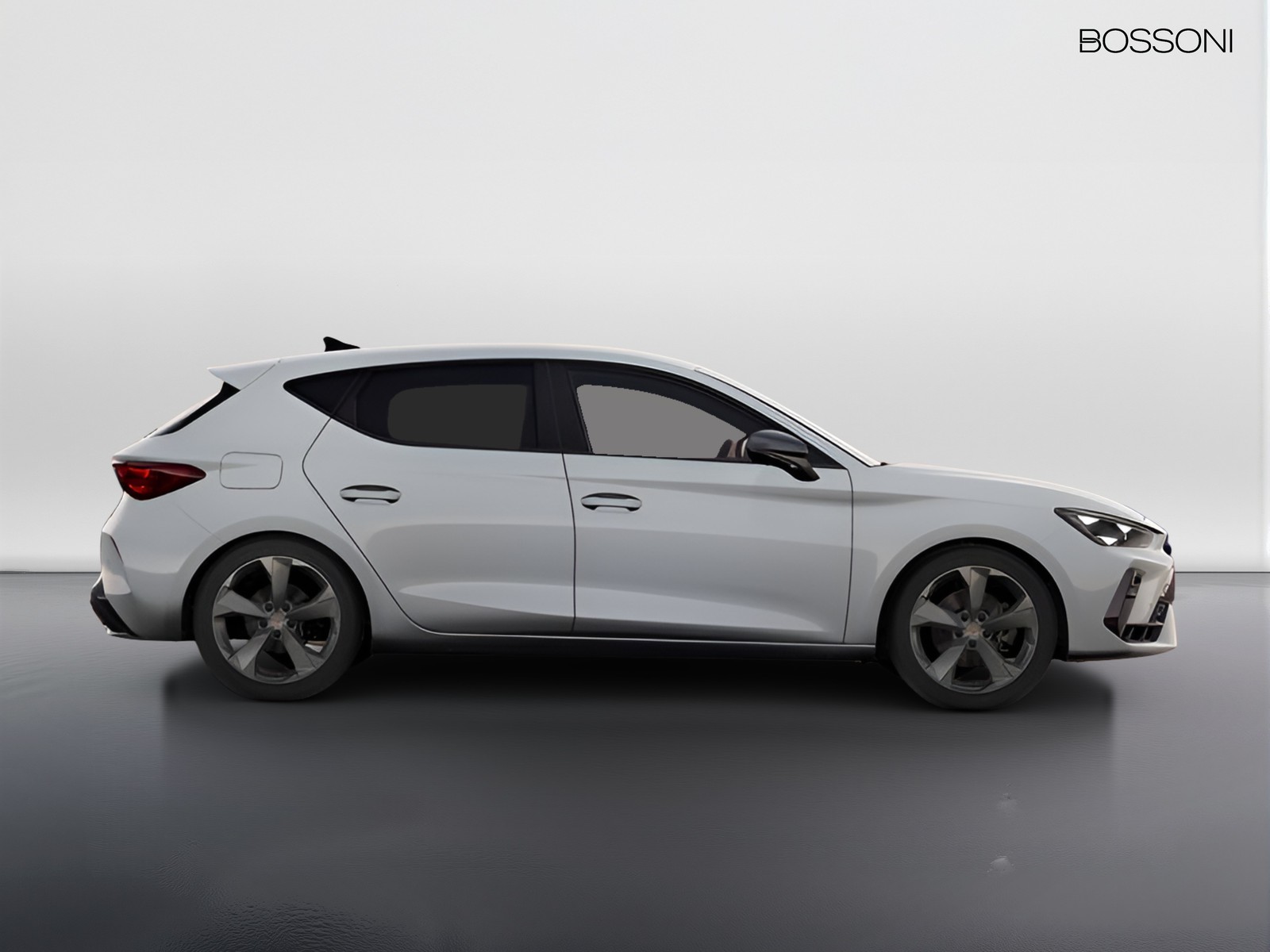 4 - Cupra Leon 1.5 e-hybrid 204cv dsg