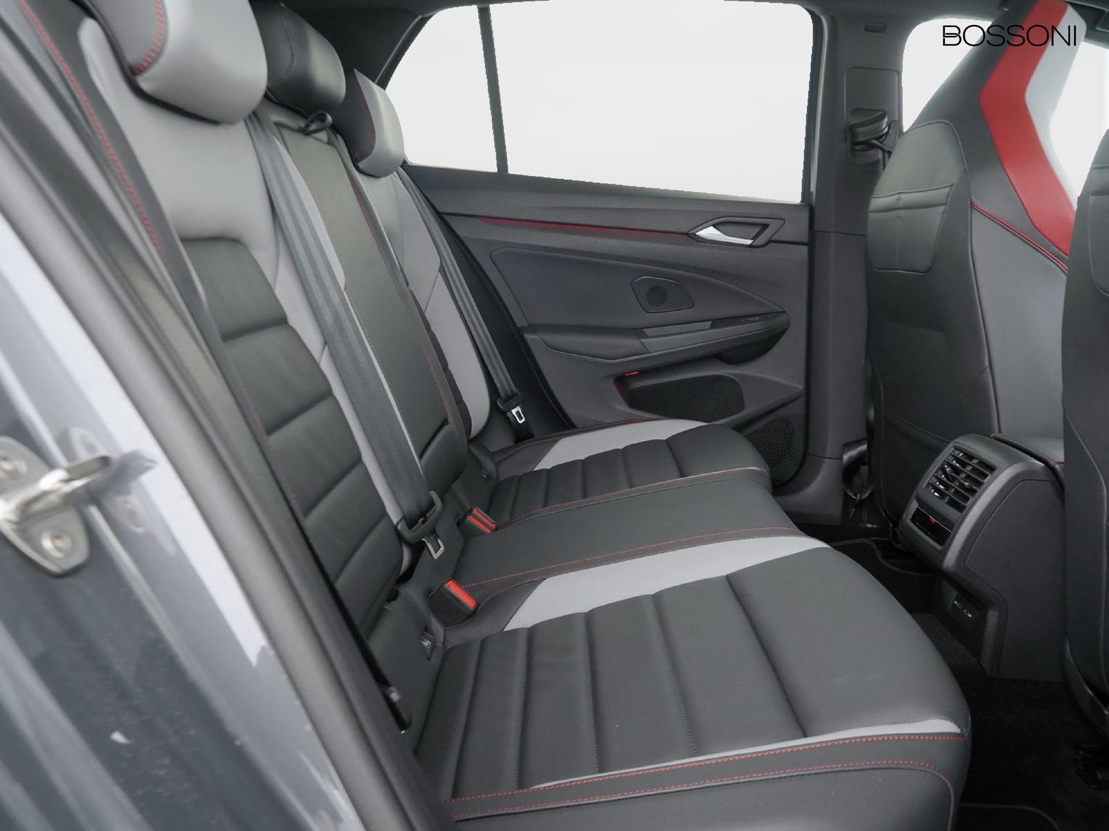 9 - Volkswagen Golf 2.0 tsi 245cv gti dsg