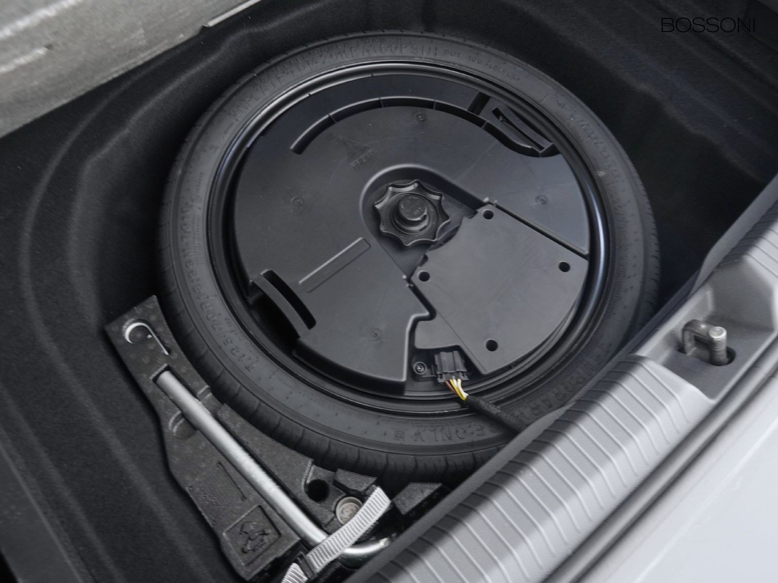 38 - Volkswagen Golf 2.0 tsi 245cv gti dsg