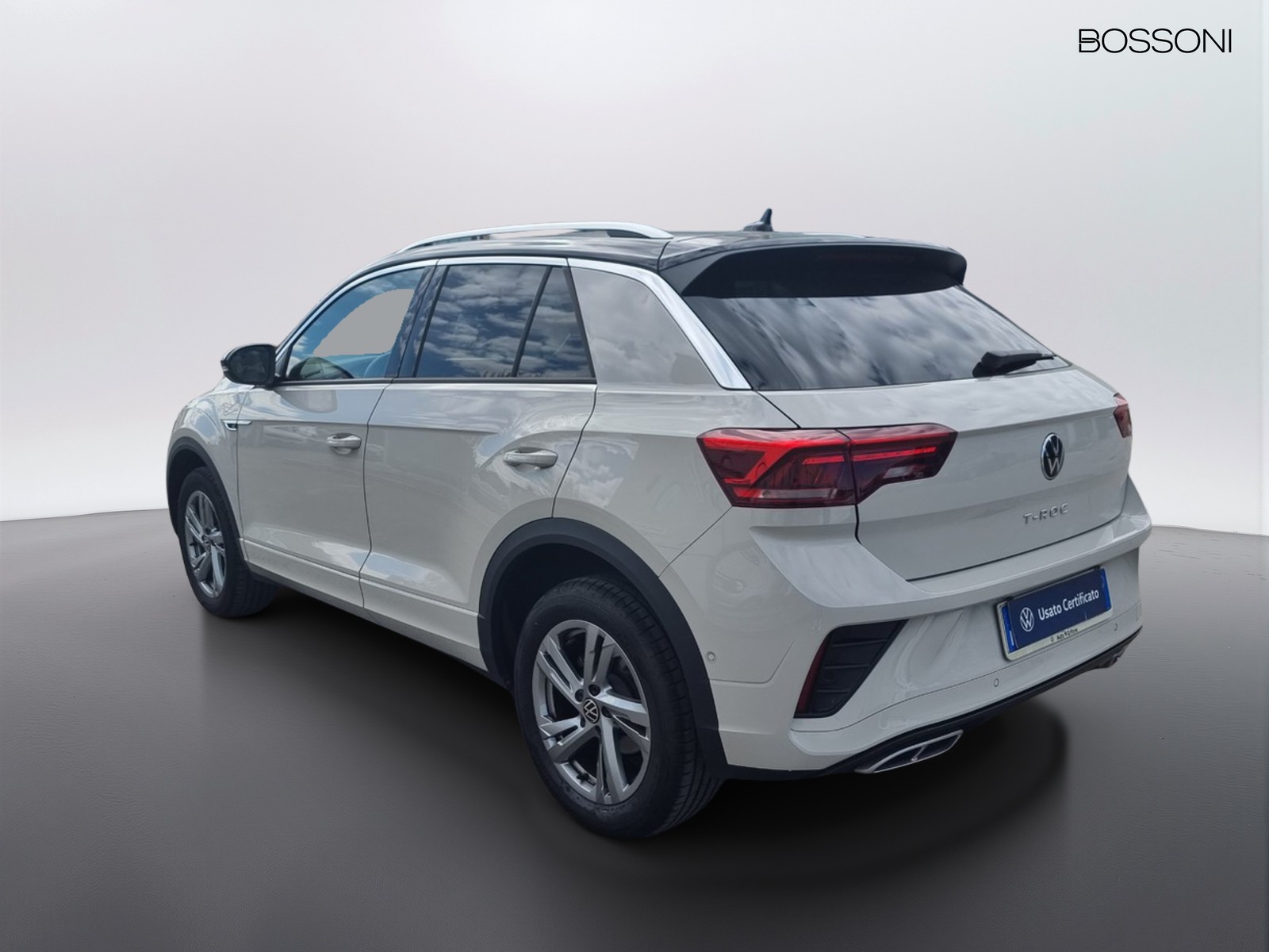 4 - Volkswagen T-Roc 1.5 tsi act r line dsg