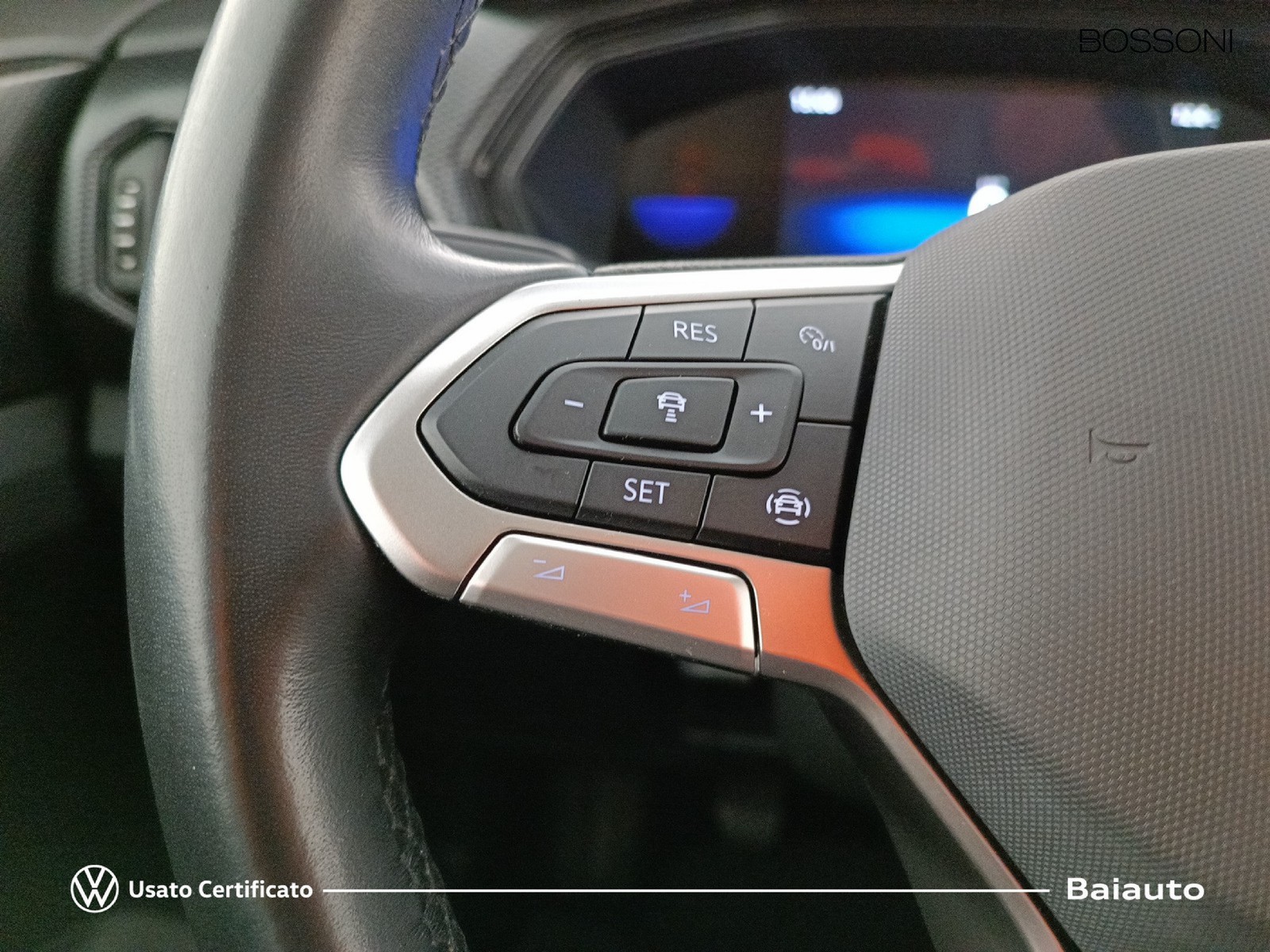 14 - Volkswagen T-Cross 1.0 tsi 110cv style