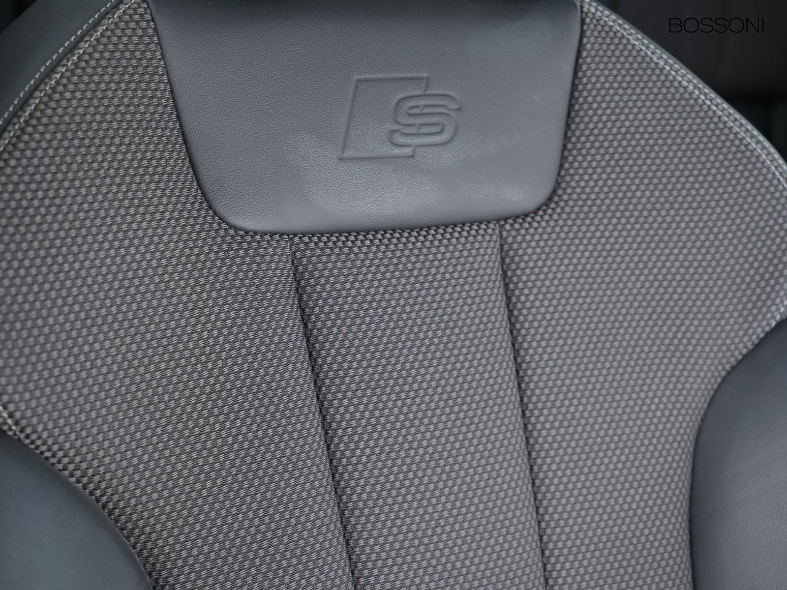 20 - Audi A4 avant 40 2.0 tdi mhev 204cv s line edition quattro s tronic