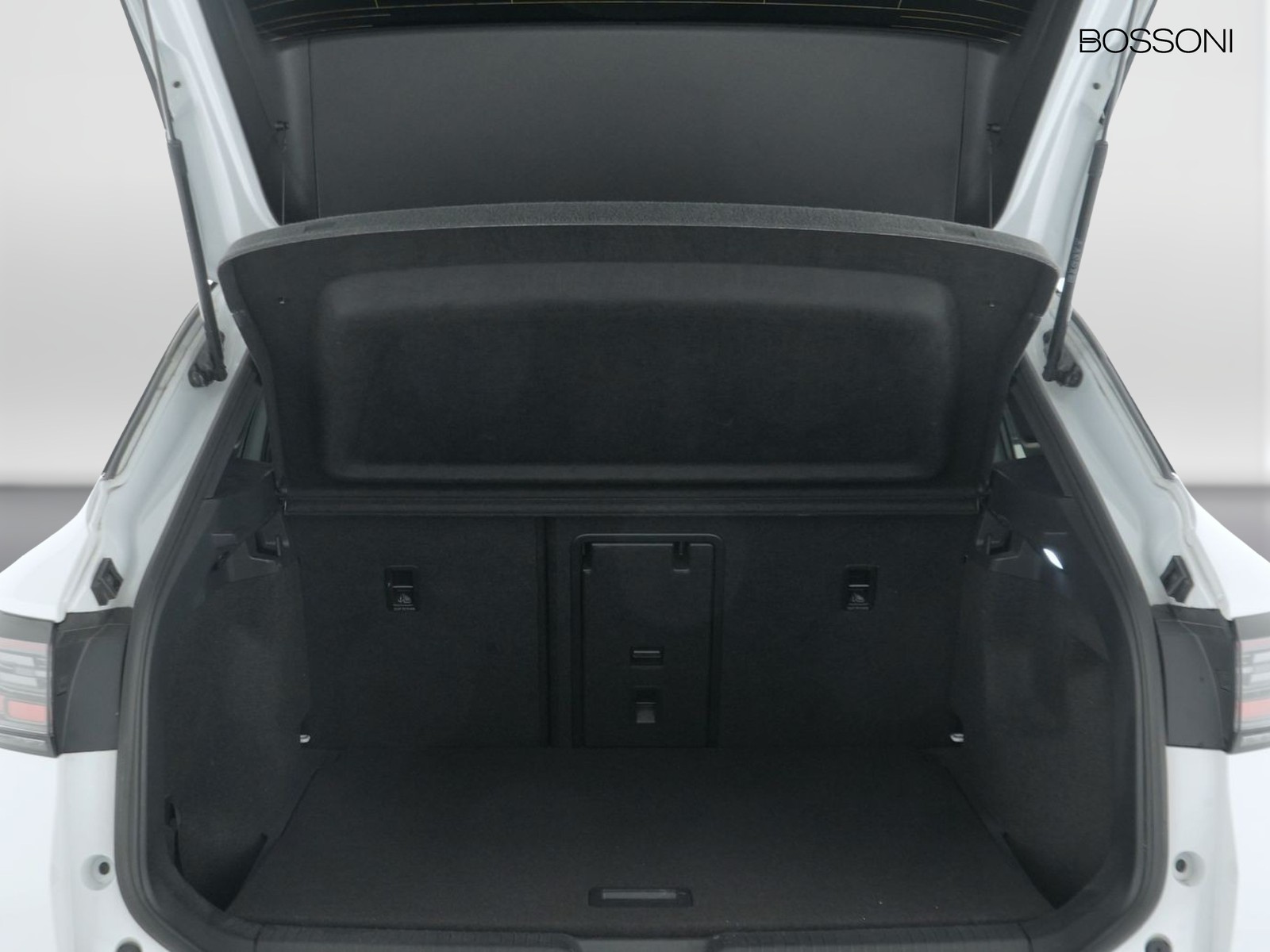 10 - Volkswagen ID.4 77kwh gtx 4motion