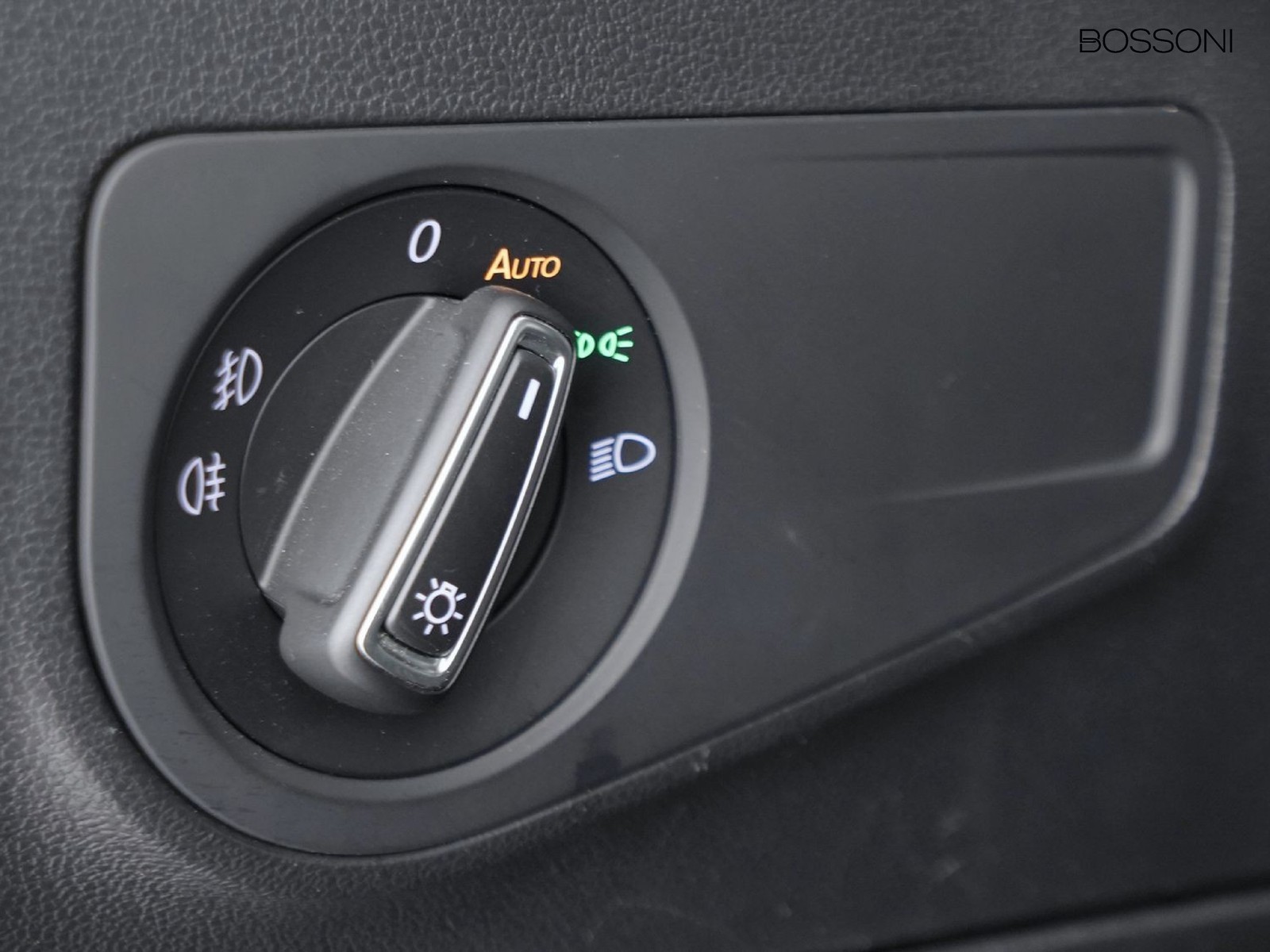 16 - Volkswagen Tiguan allspace 2.0 tdi scr 150cv advanced dsg 7p.ti