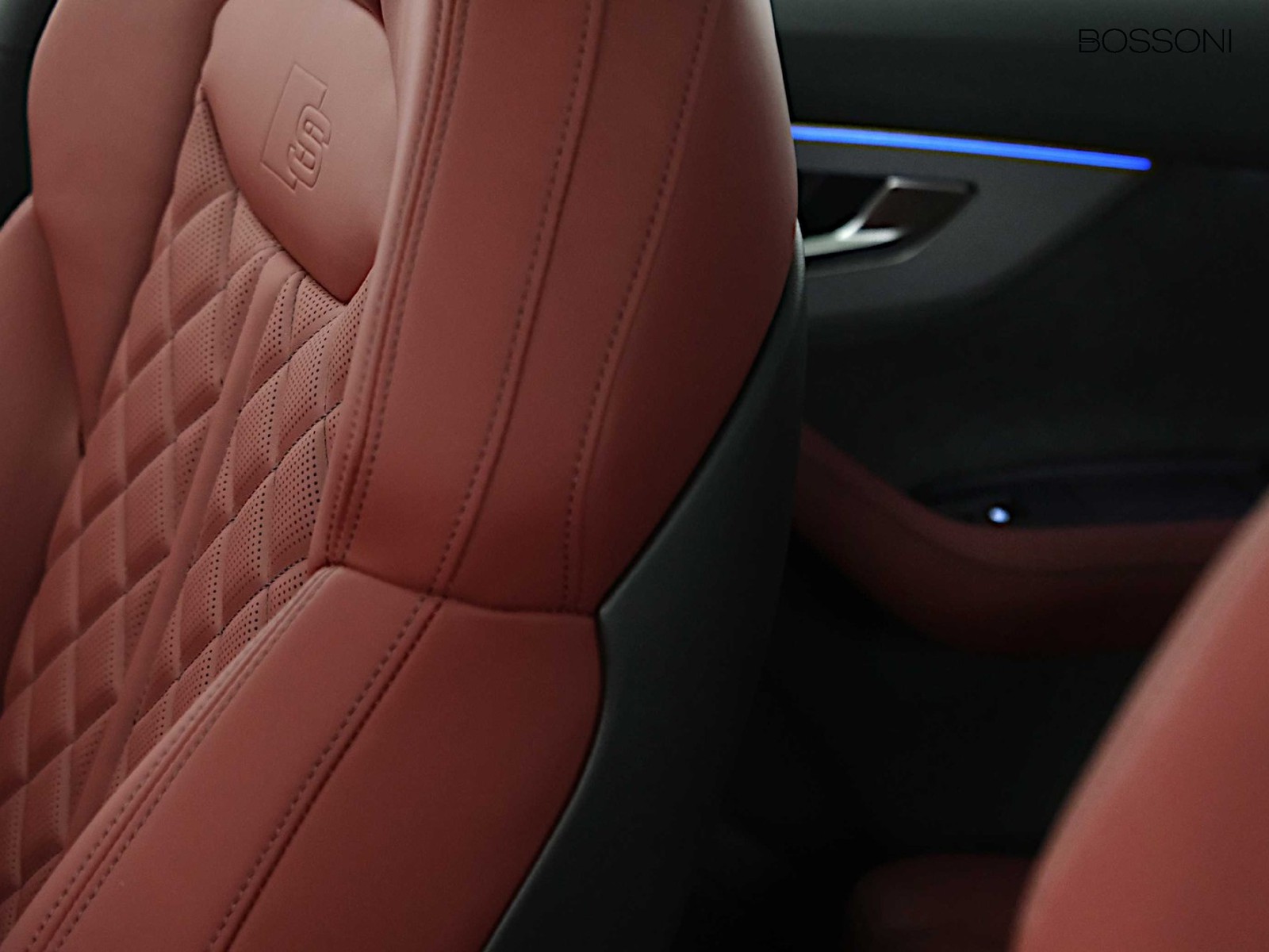 36 - Audi SQ7 s4.0 v8 tfsi sport attitude quattro tiptronic 7p.ti