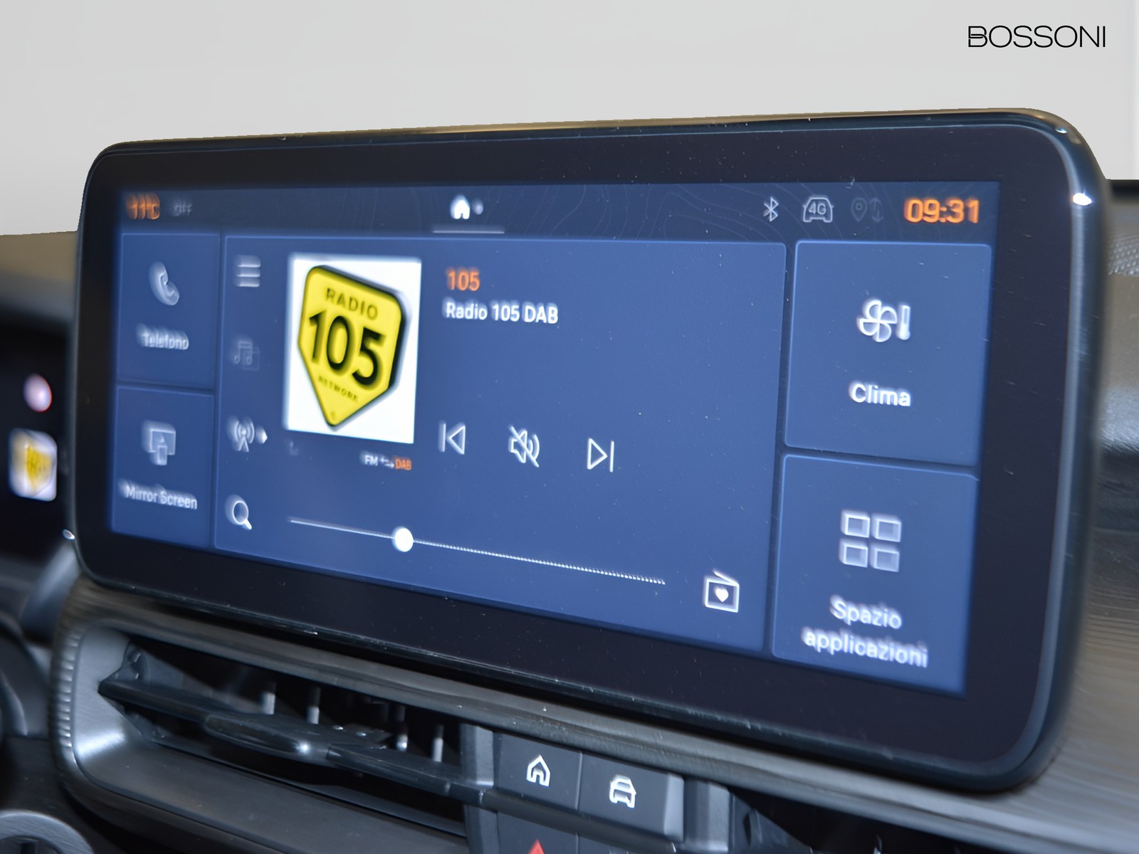 10 - Jeep Avenger 1.2 turbo 100cv altitude fwd