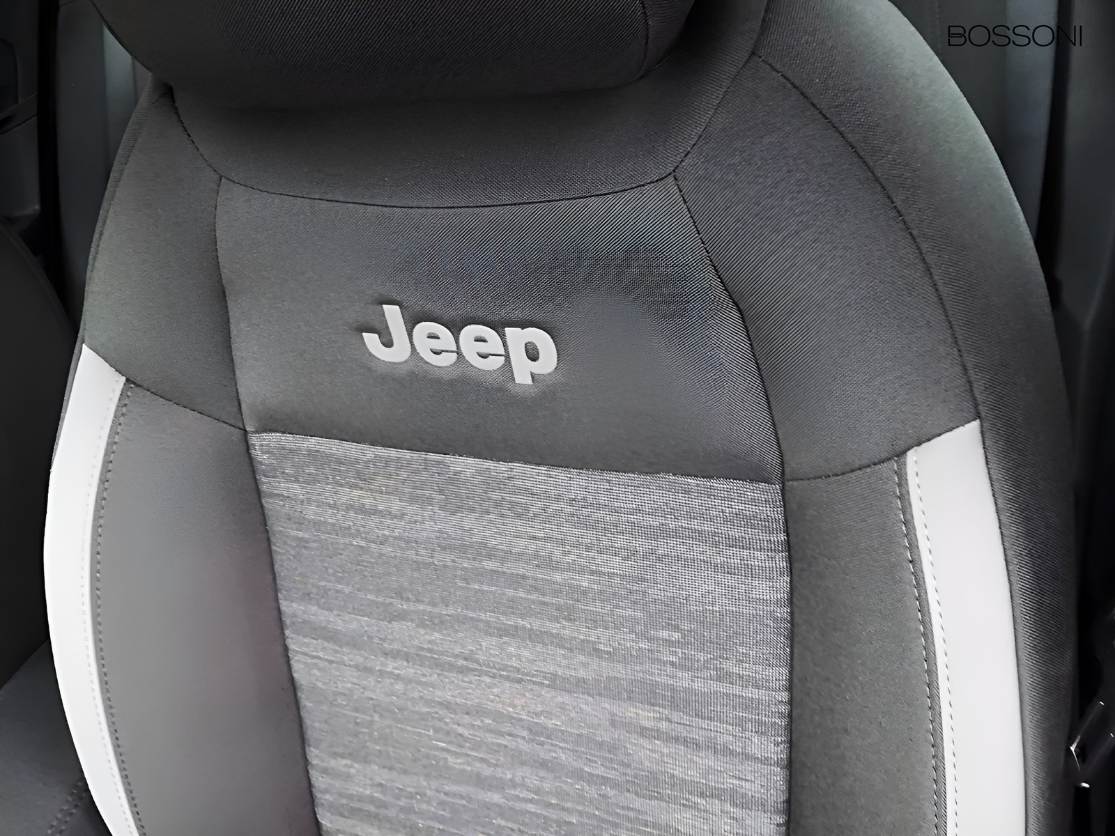18 - Jeep Avenger 1.2 turbo 100cv longitude fwd