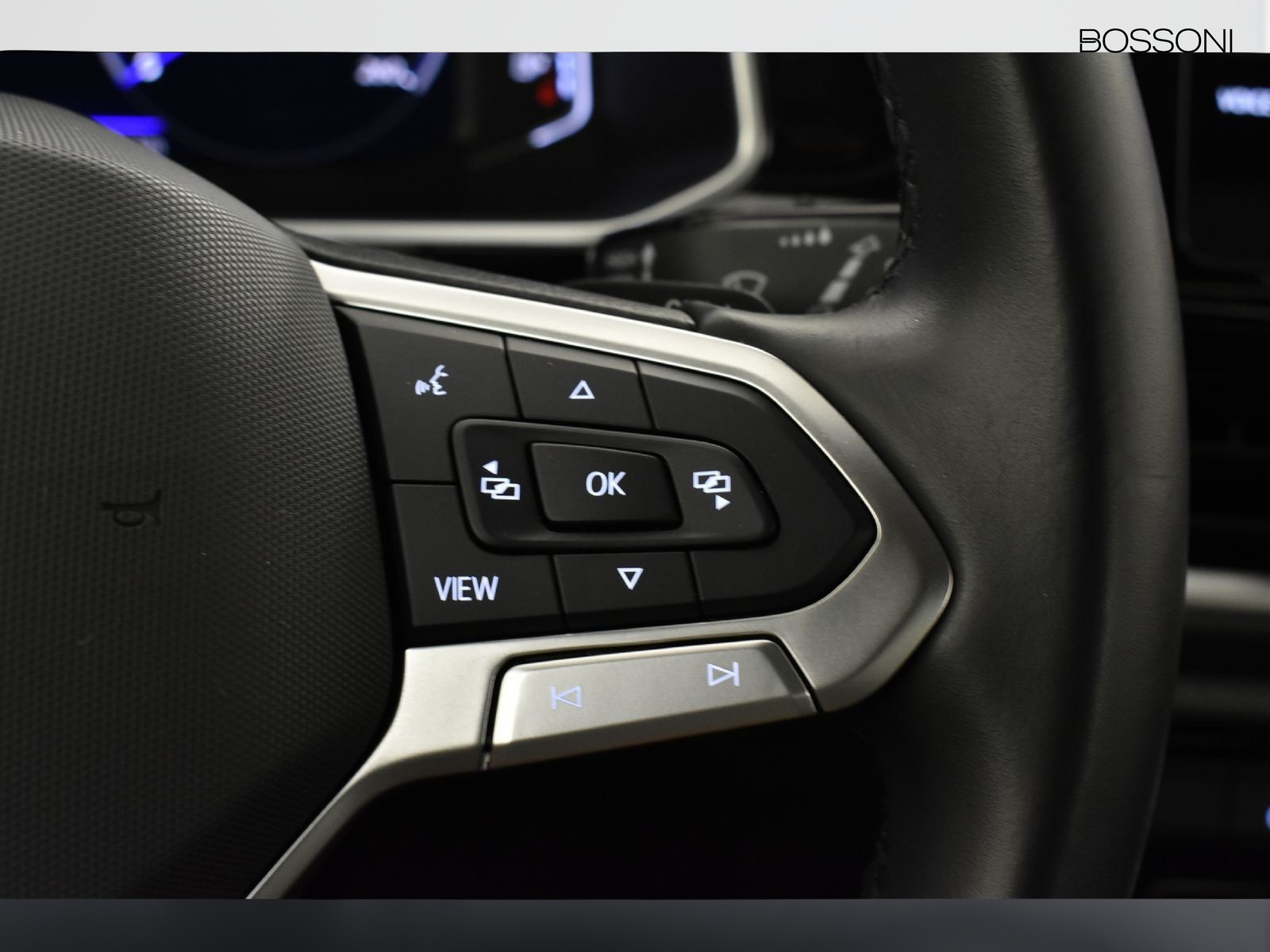 20 - Volkswagen T-Roc 2.0 tdi scr 150cv r line dsg