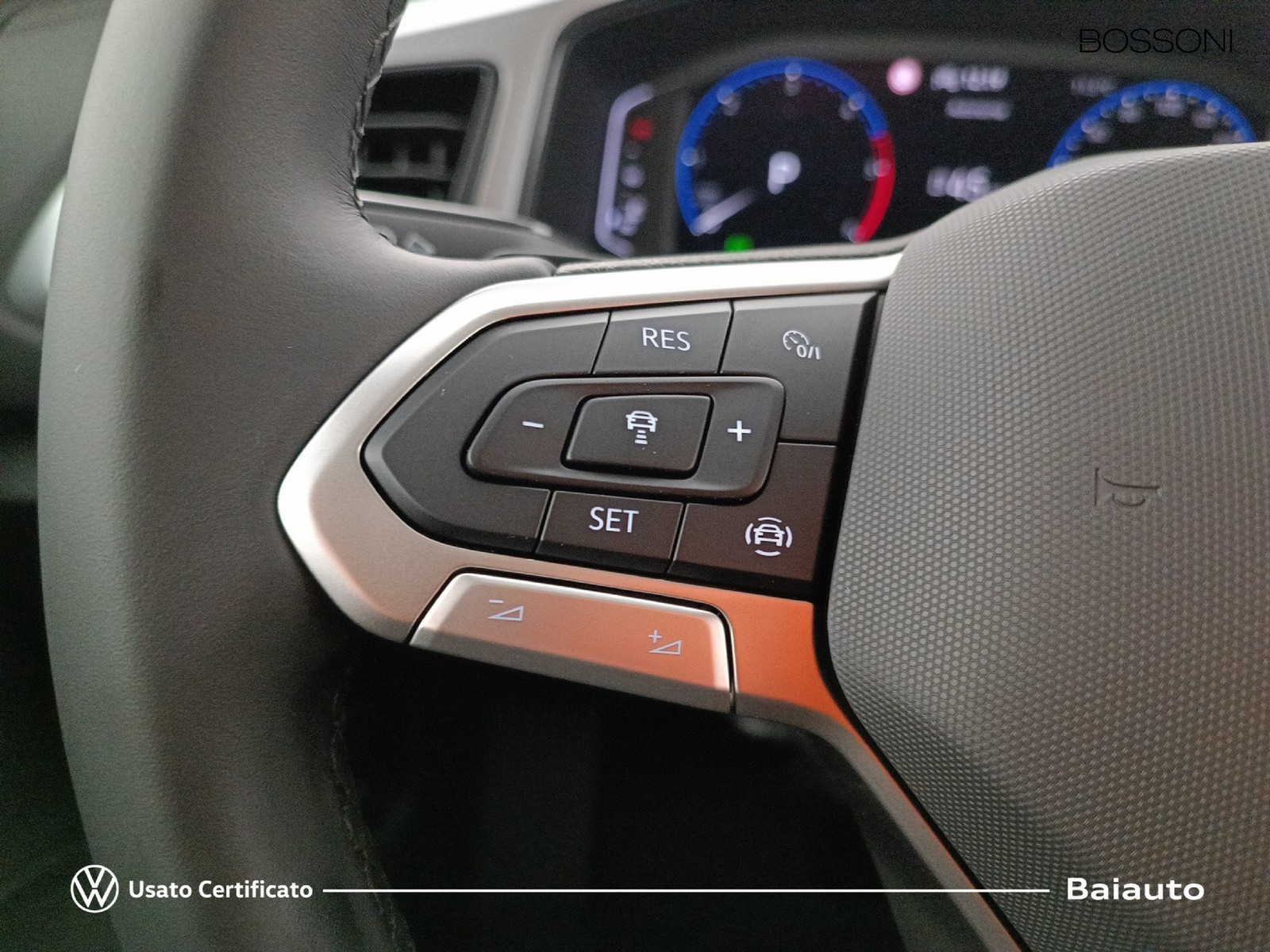 15 - Volkswagen T-Roc 2.0 tdi scr 150cv sport dsg