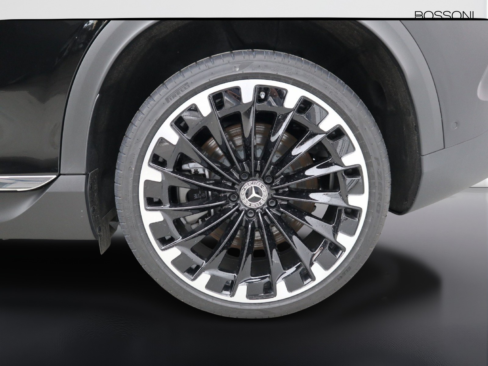 4 - Mercedes EQE suv 350 amg line premium plus 4matic