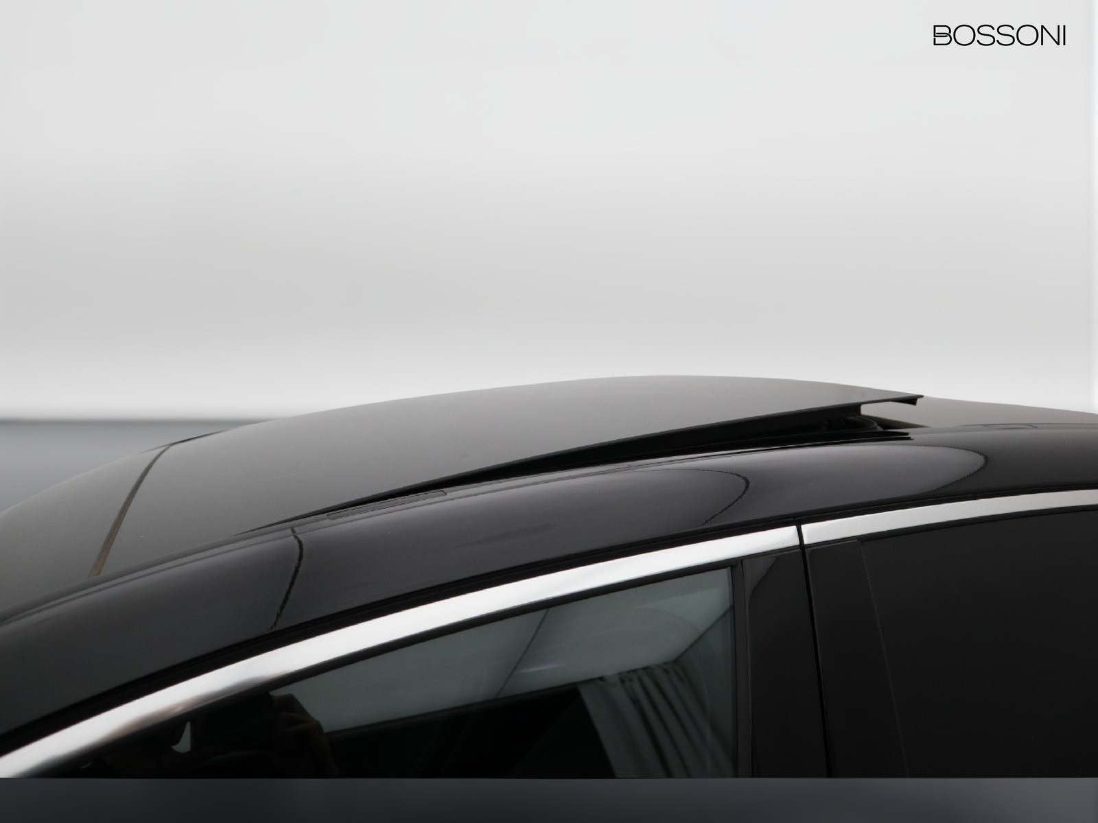 22 - Mercedes EQE suv 350 amg line premium plus 4matic