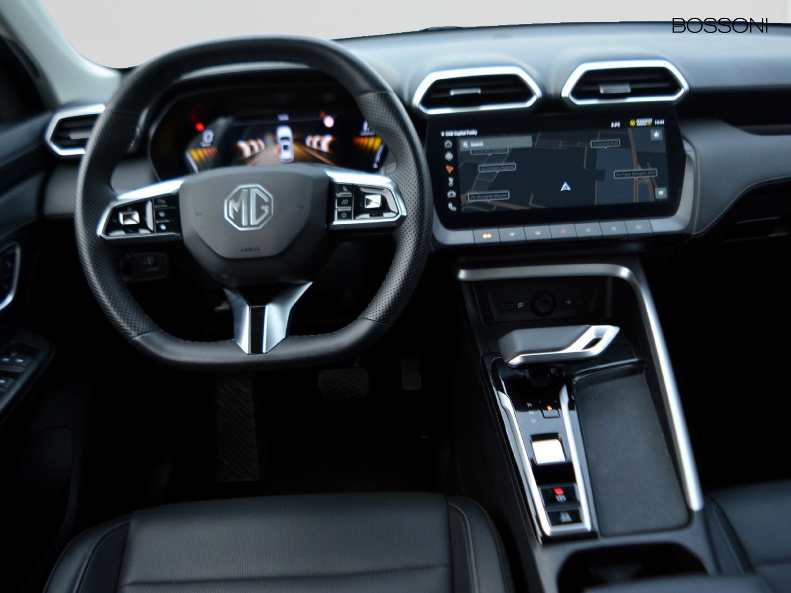 9 - Mg ZS 1.5 hybrid+ luxury auto