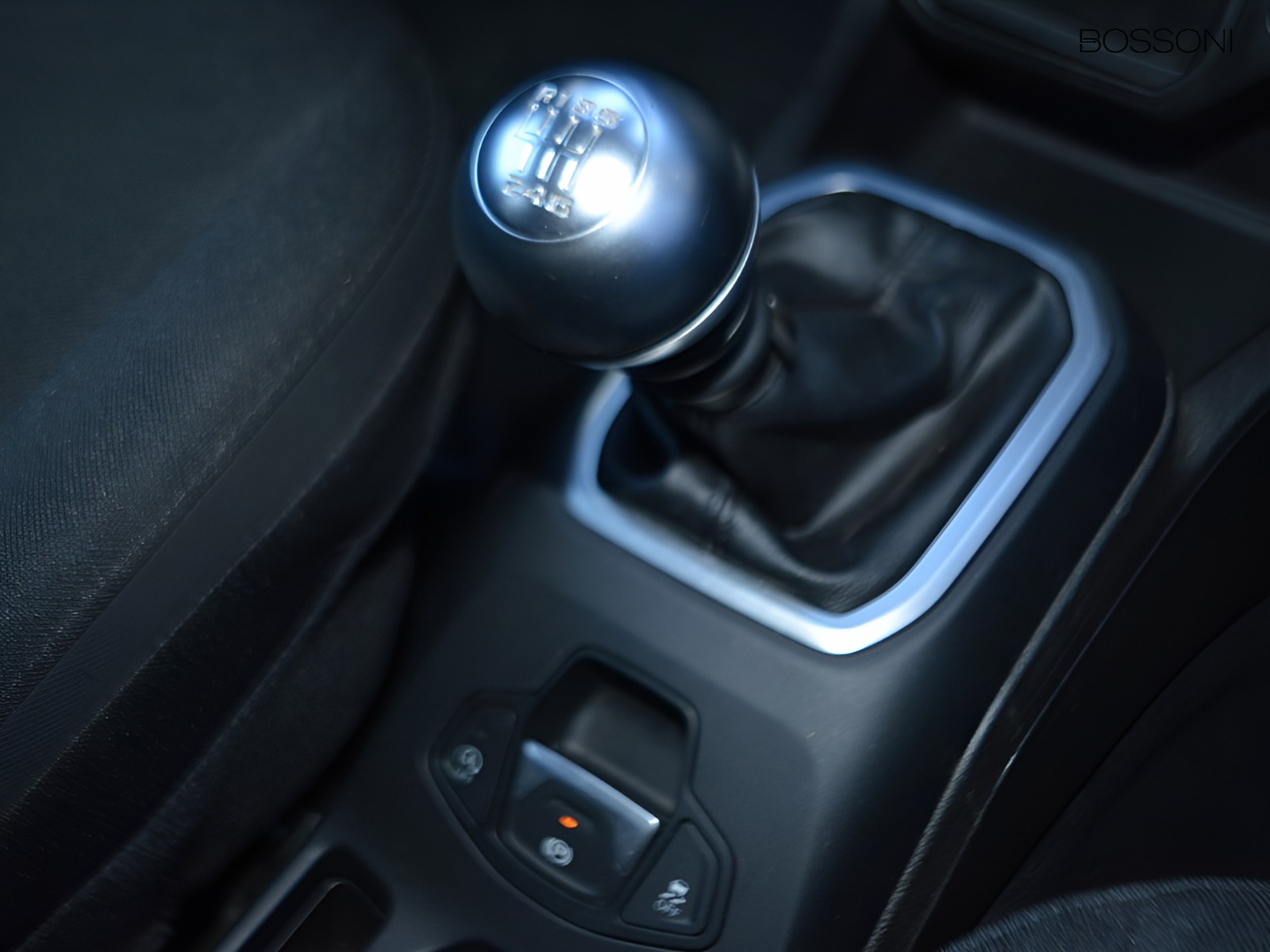 12 - Jeep Renegade 1.6 multijet ii 130cv longitude 2wd