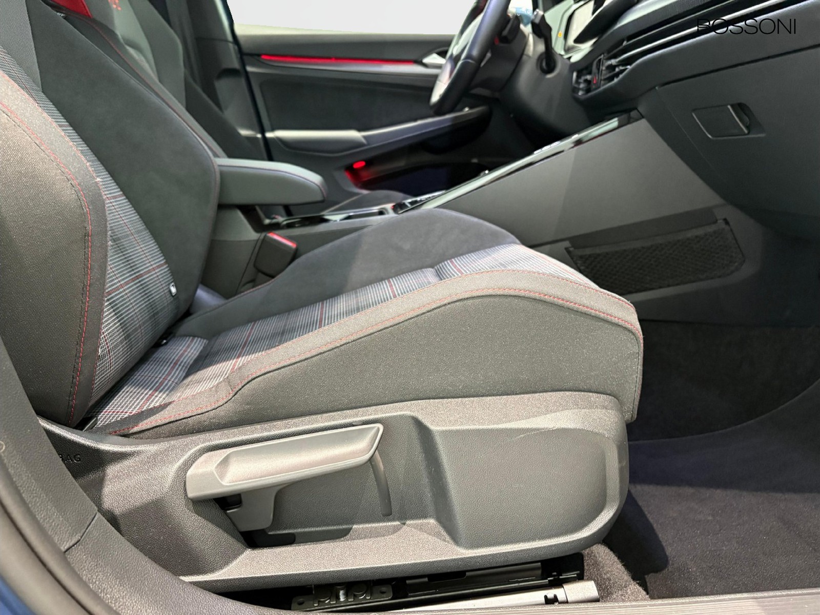 21 - Volkswagen Golf 2.0 tsi 265cv gti dsg