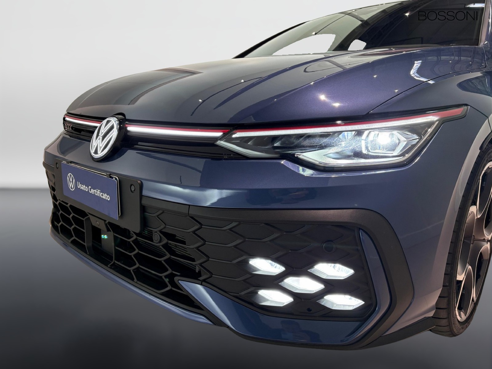 28 - Volkswagen Golf 2.0 tsi 265cv gti dsg