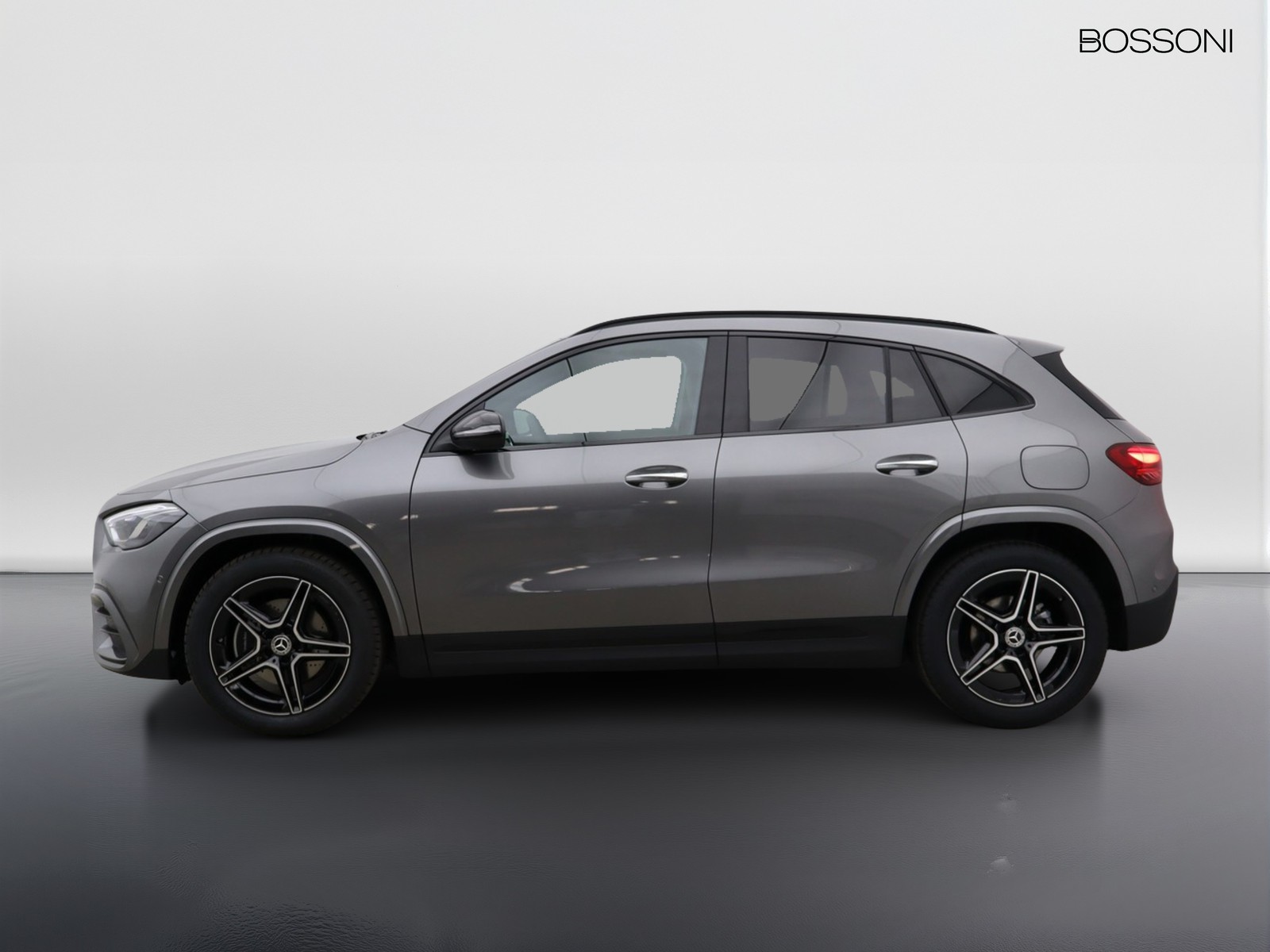 3 - Mercedes GLA 180 d amg line advanced plus 8g-dct