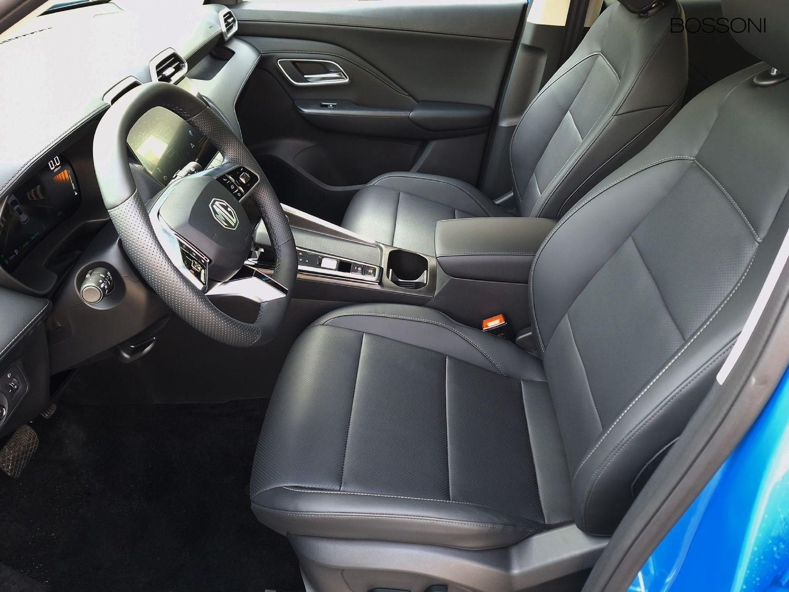 11 - Mg ZS 1.5 hybrid+ luxury auto