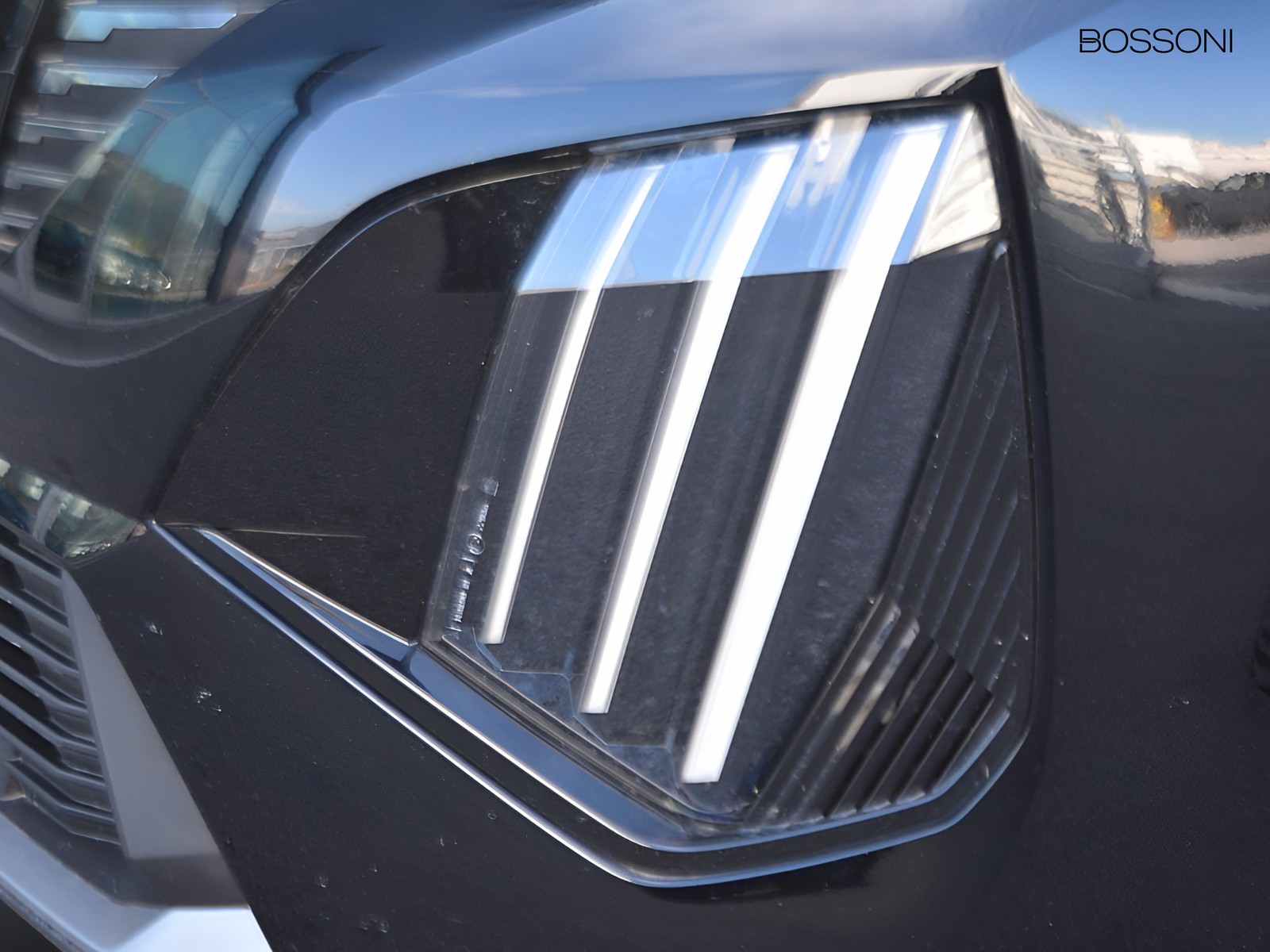 23 - Peugeot 2008 1.2 puretech 100cv allure s&s