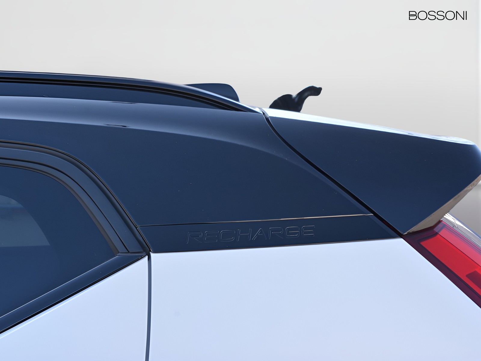 26 - Volvo XC40 1.5 t4 recharge plug-in-hybrid r-design geartronic my21