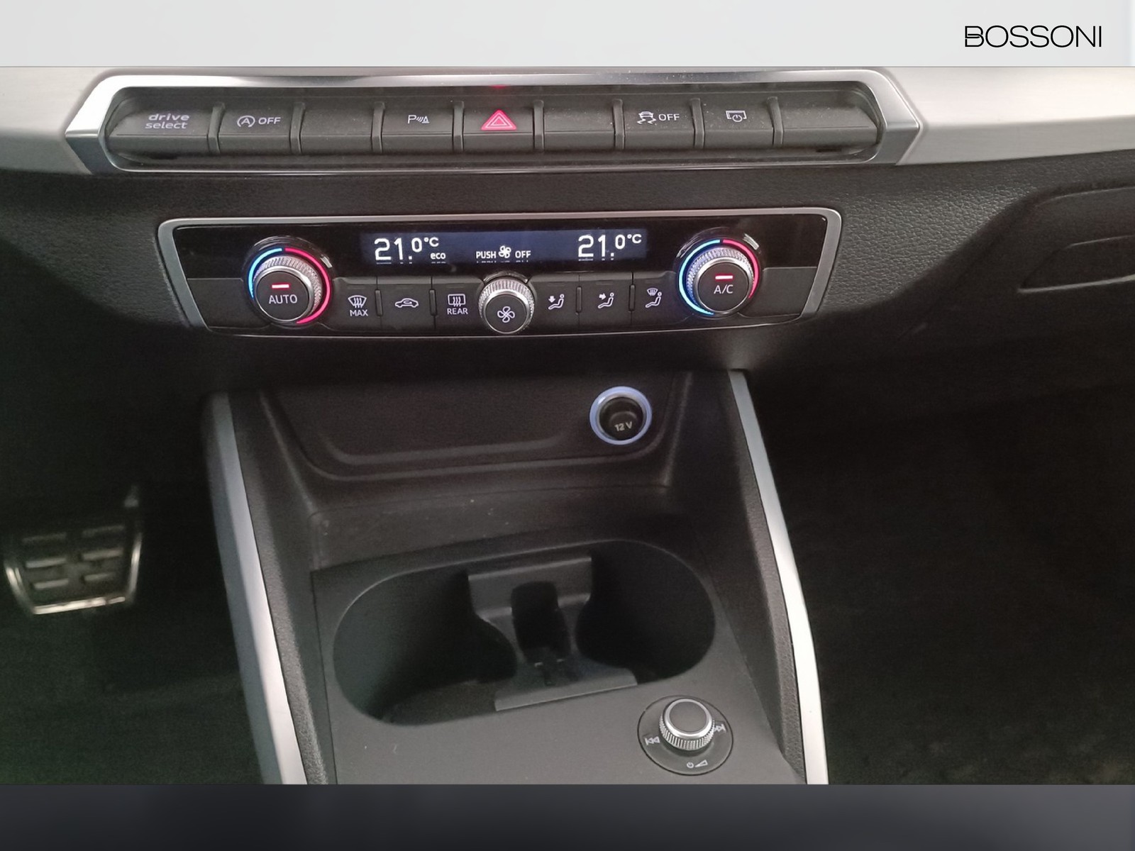 27 - Audi Q2 2.0 tdi 150cv sport quattro s tronic