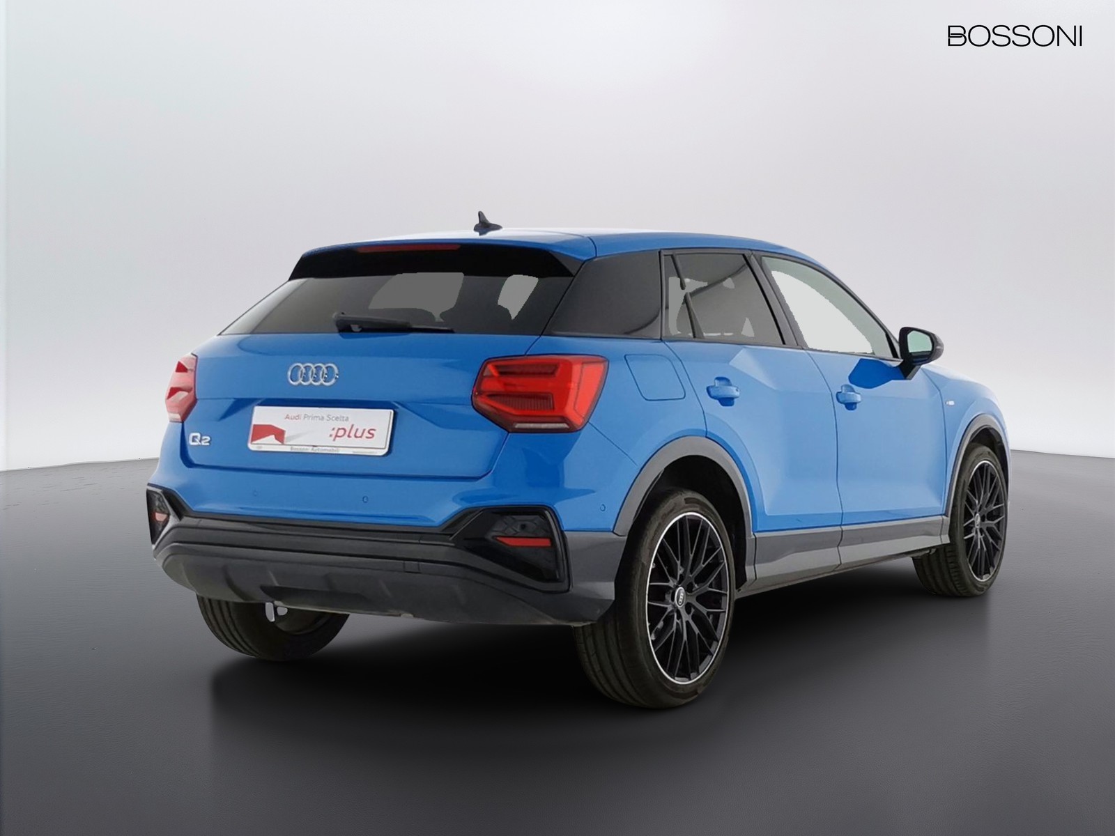 2 - Audi Q2 35 2.0 tdi identity black s tronic