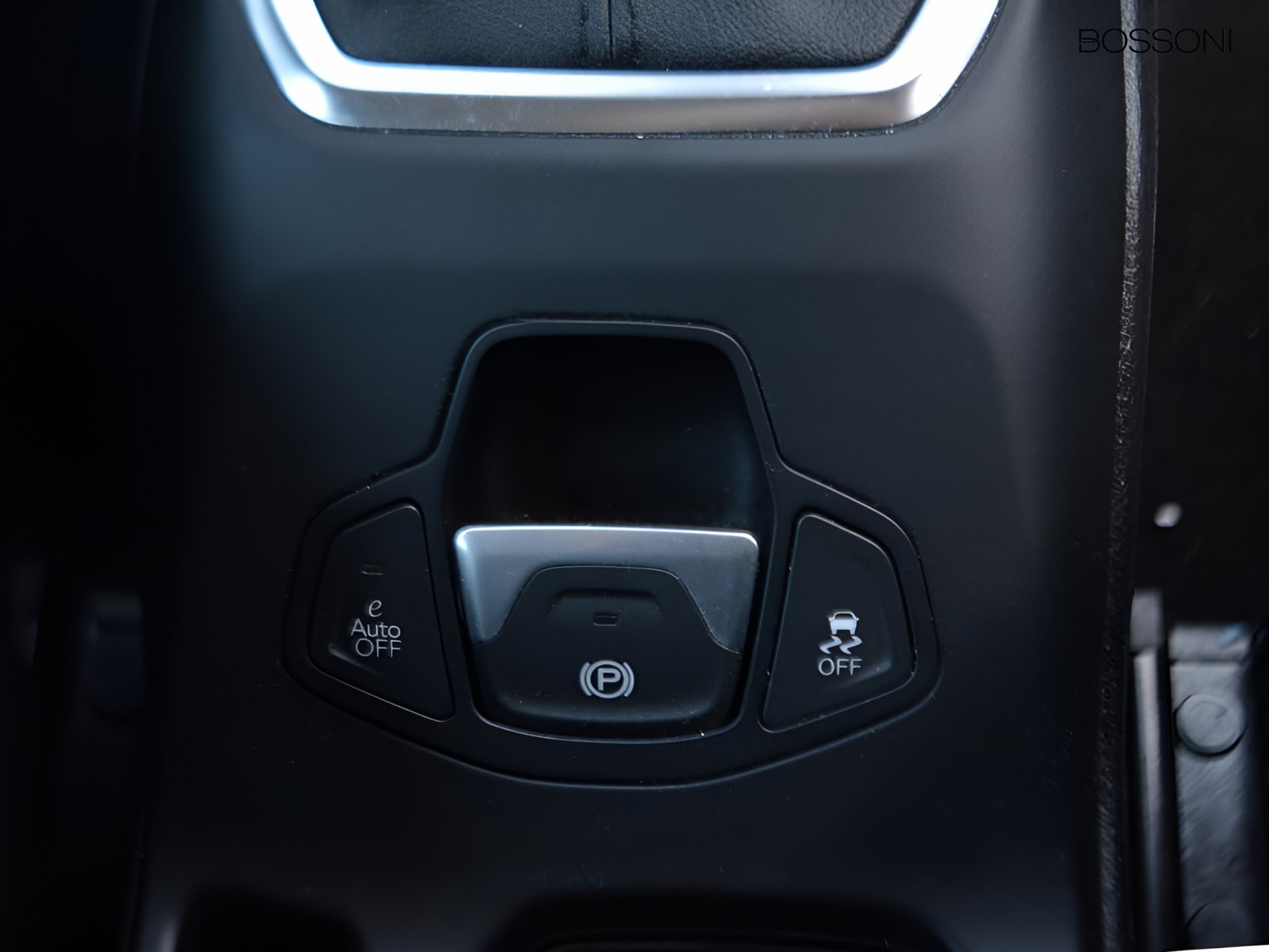 17 - Jeep Renegade 1.5 turbo t4 mhev summit 2wd