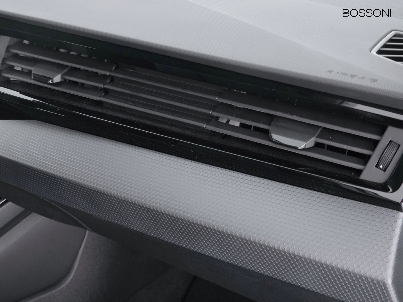 18 - Audi A1 sportback 30 1.0 tfsi 116cv business s tronic