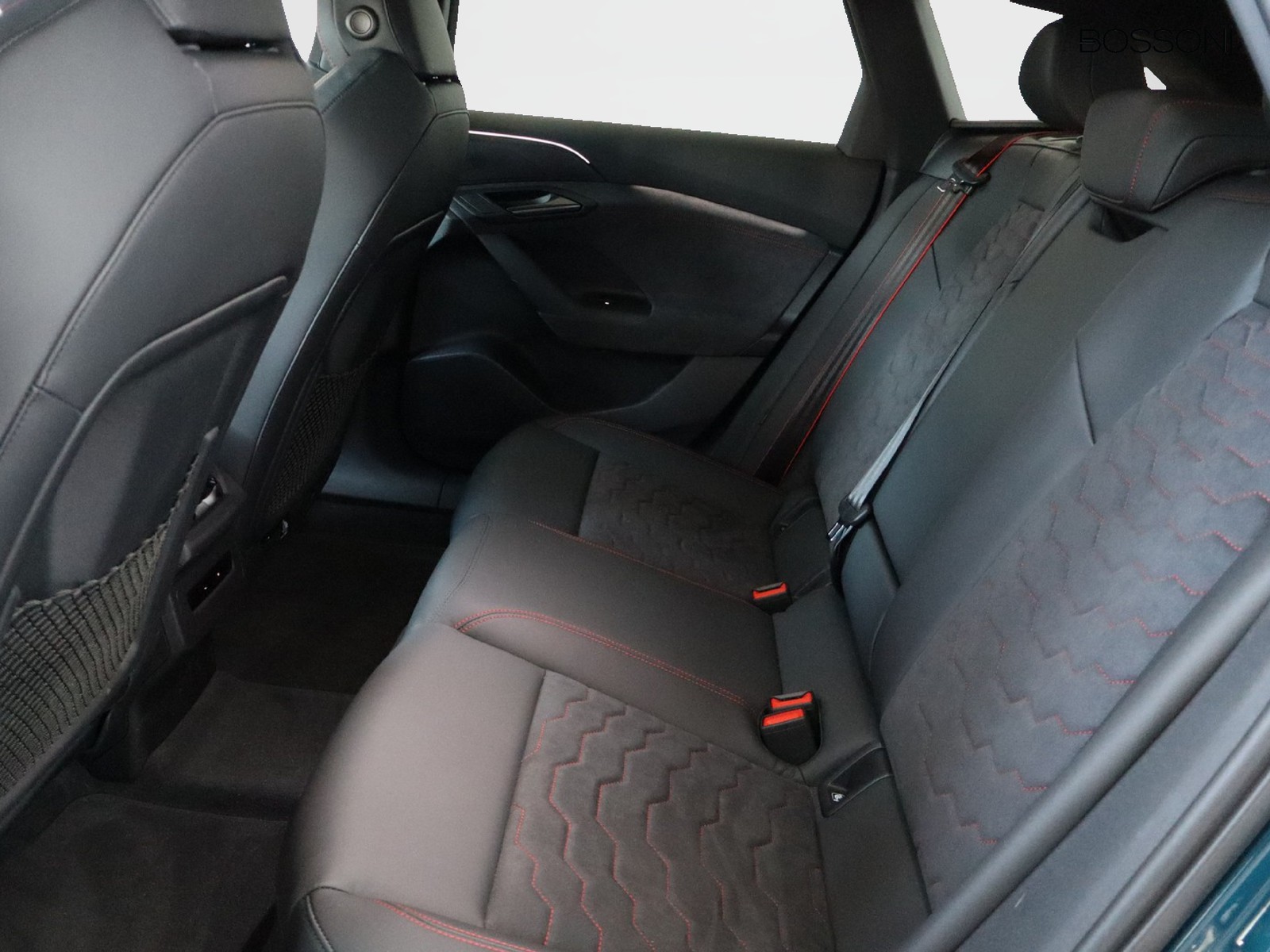 8 - Audi A6 e-tron avant s line edition quattro 428cv