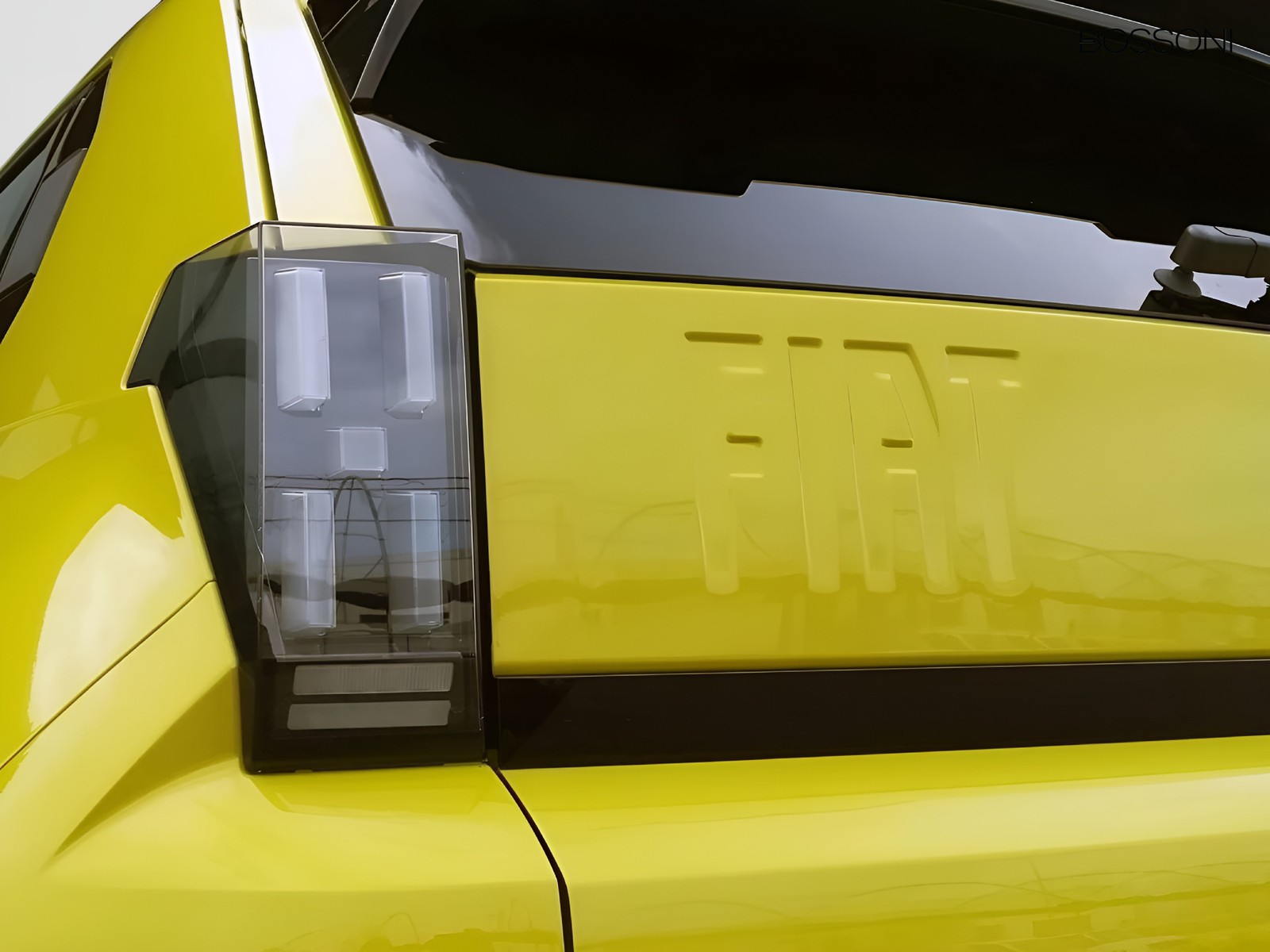 22 - Fiat Grande Panda 44 kwh la prima