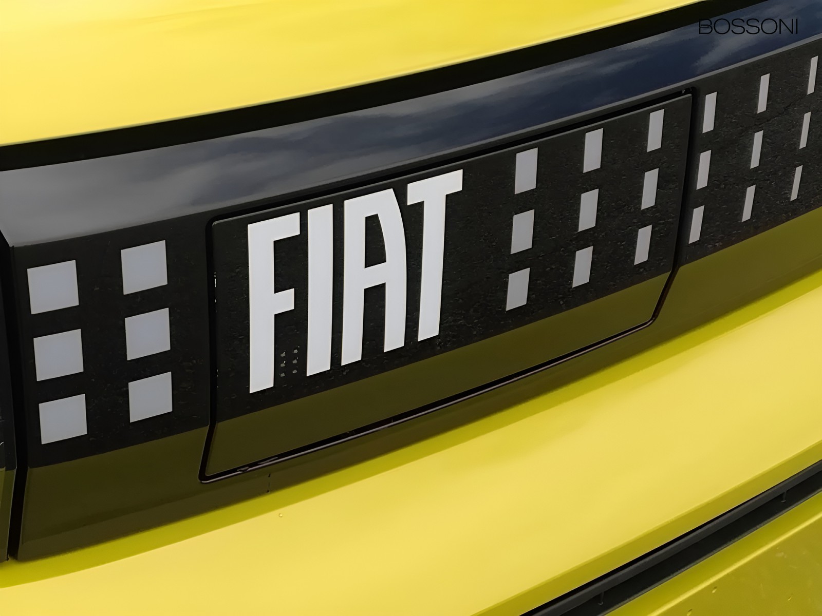 24 - Fiat Grande Panda 44 kwh la prima