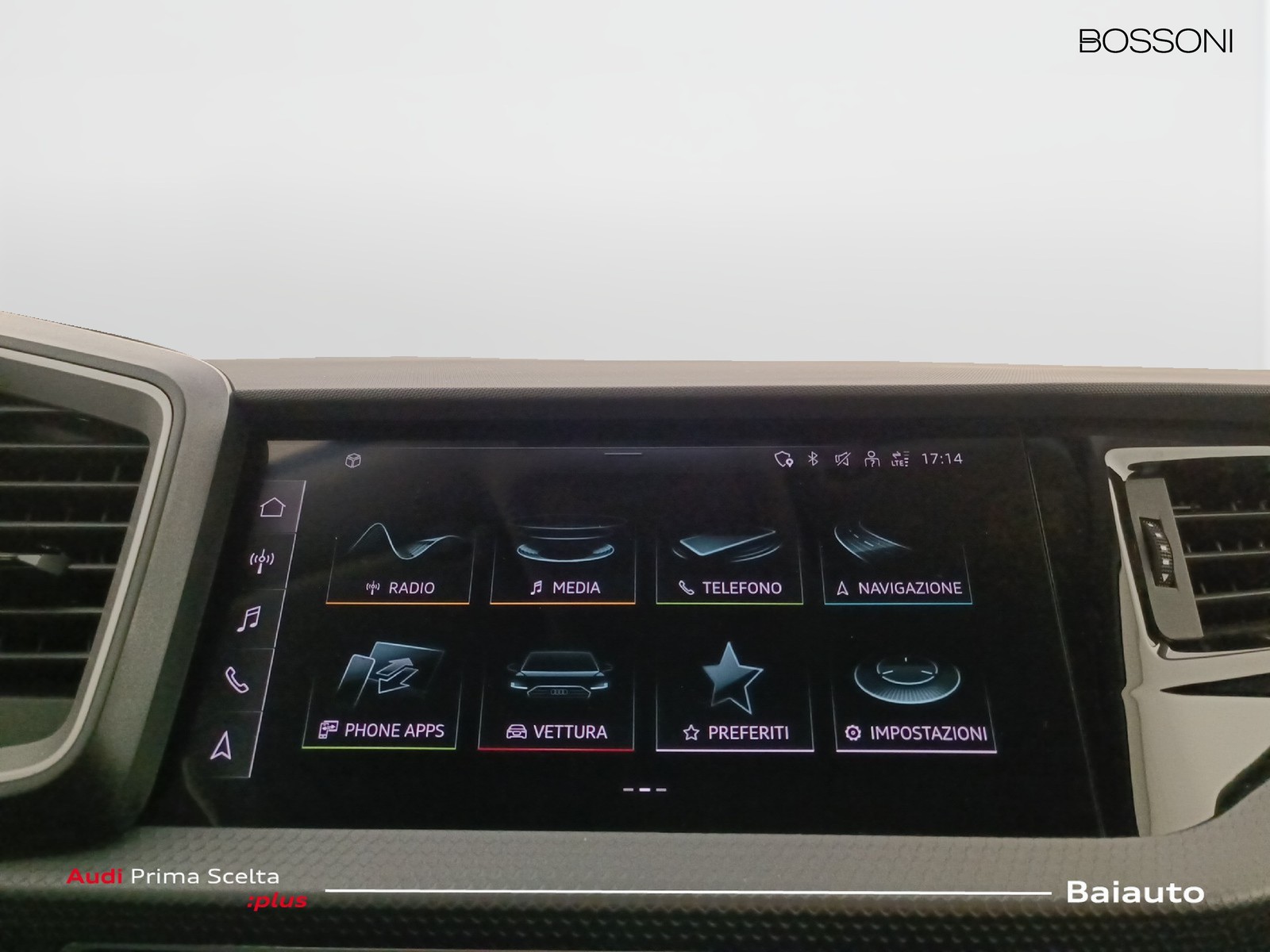 10 - Audi A1 sportback 30 1.0 tfsi 116cv business s tronic