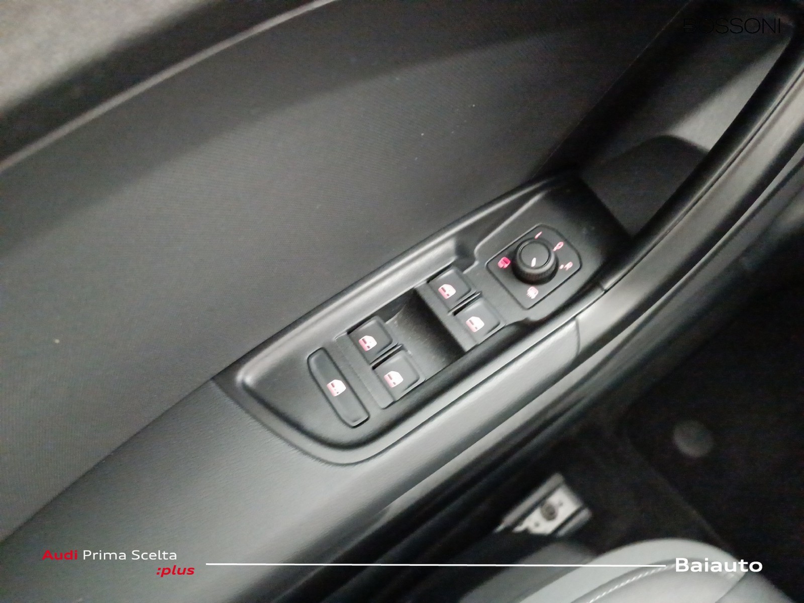 18 - Audi A1 sportback 30 1.0 tfsi 116cv business s tronic