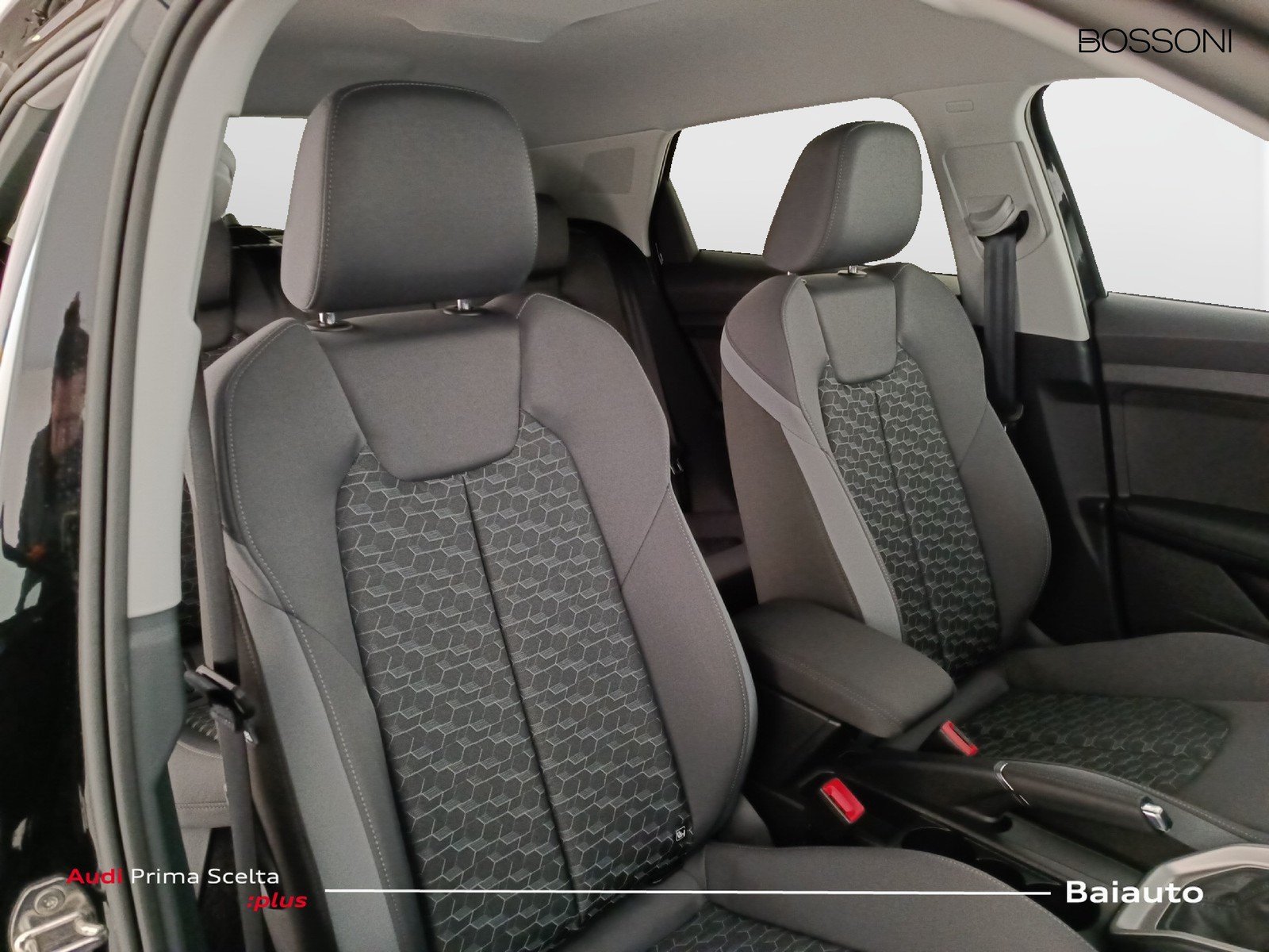 20 - Audi A1 sportback 30 1.0 tfsi 116cv business s tronic