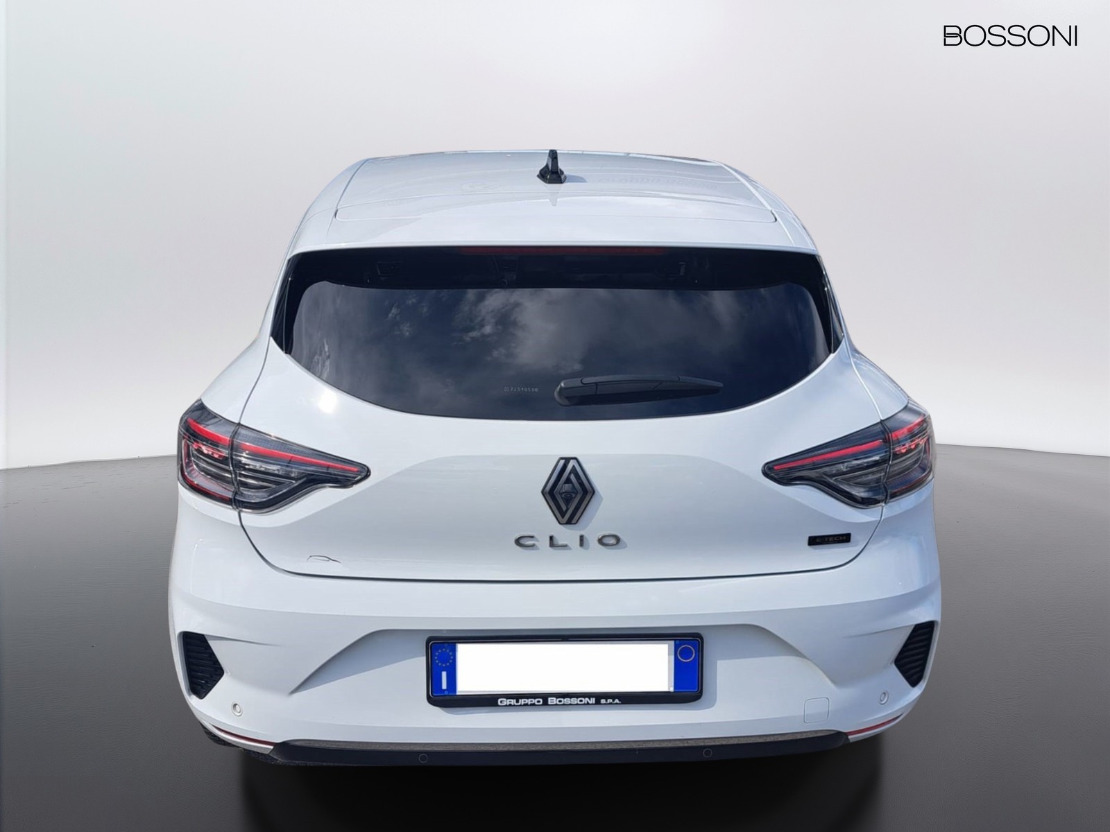 5 - Renault Clio 1.6 e-tech full hybrid techno 145cv