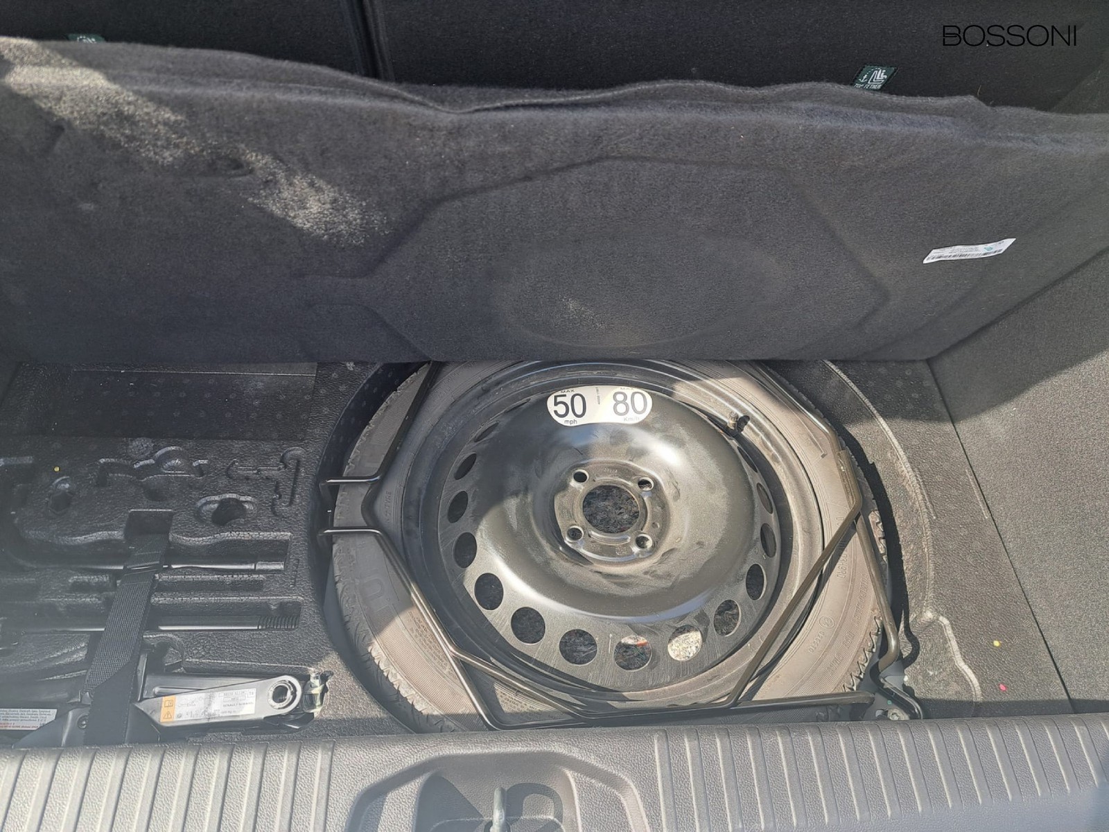 17 - Renault Clio 1.6 e-tech full hybrid techno 145cv