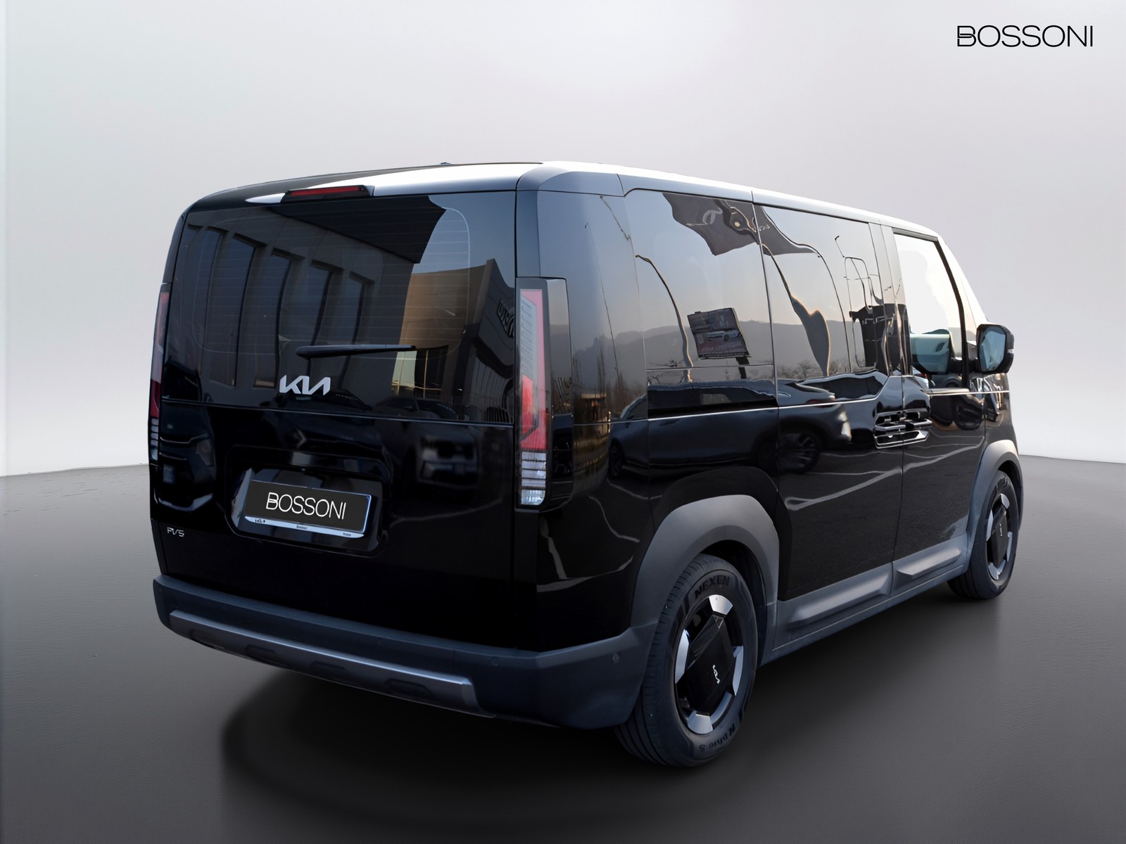 4 - Kia PV5 Passenger passenger 71,2kwh earth