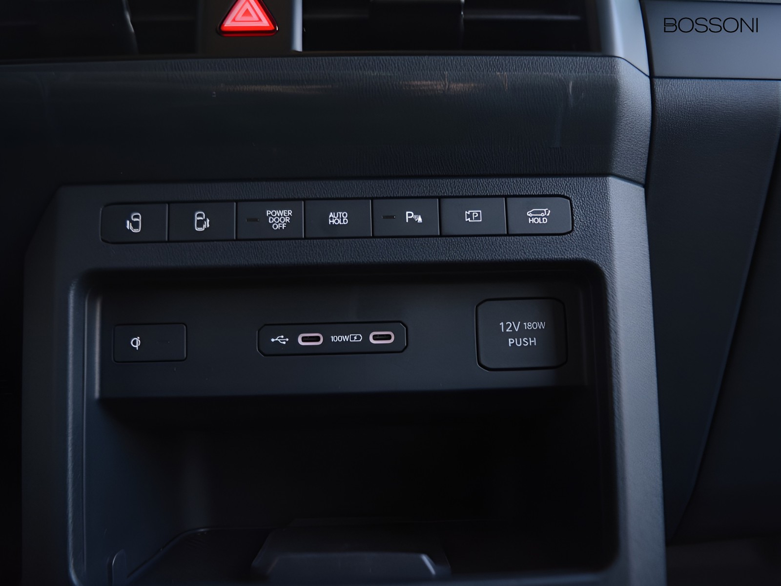 12 - Kia PV5 Passenger passenger 71,2kwh earth