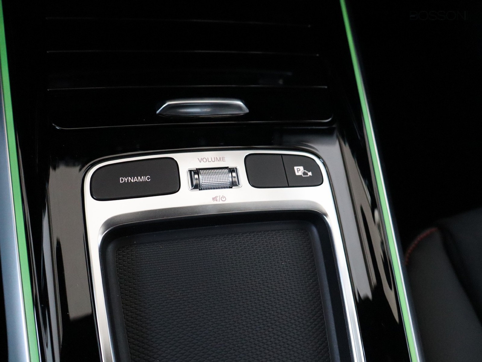 16 - Mercedes GLB 250 amg line premium plus 4matic 8g-dct