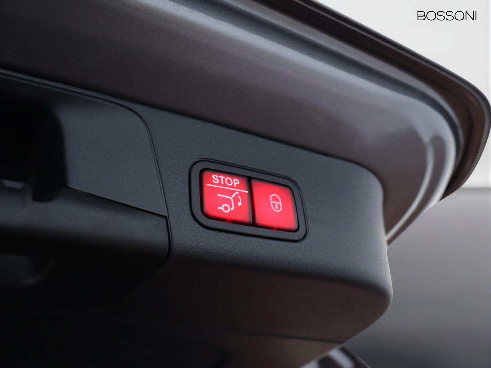 21 - Mercedes GLB 250 amg line premium plus 4matic 8g-dct