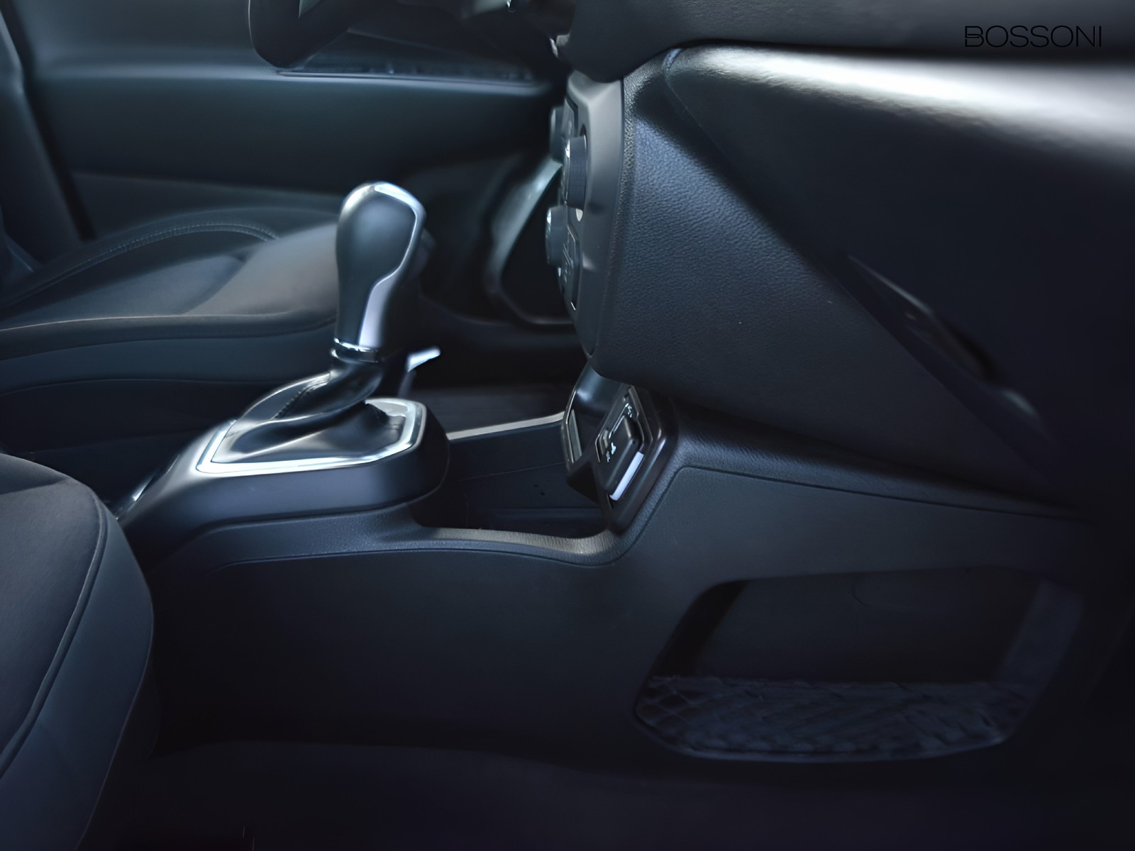 12 - Jeep Renegade 1.5 turbo t4 mhev altitude 2wd dct