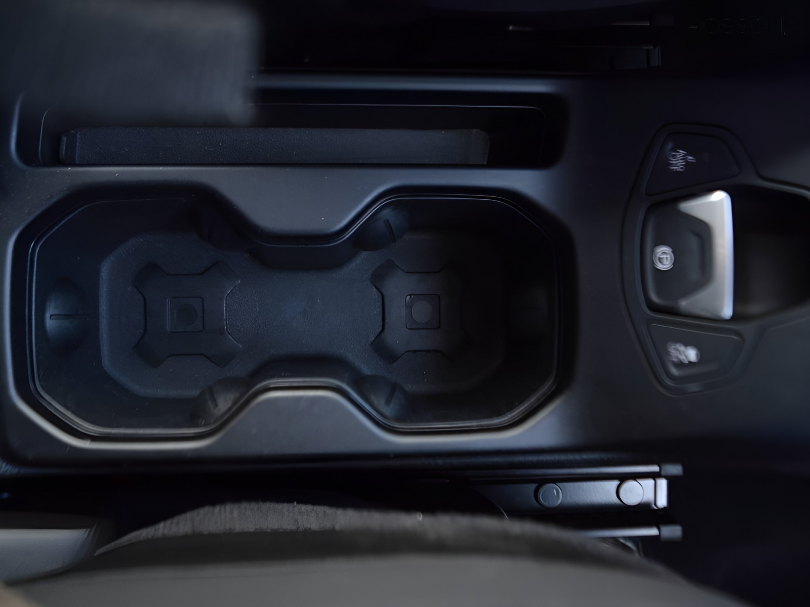 18 - Jeep Renegade 1.5 turbo t4 mhev altitude 2wd dct