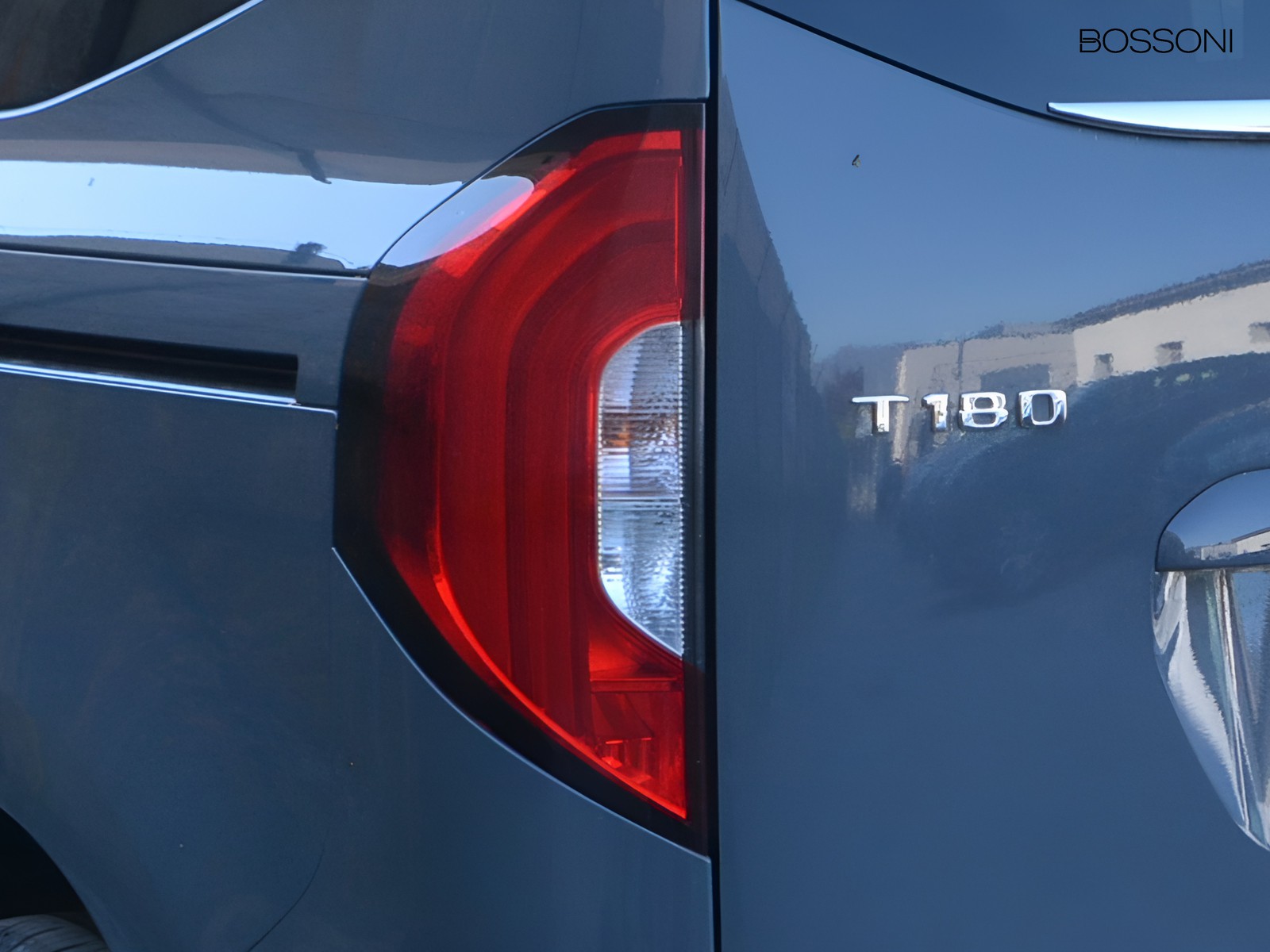 24 - Mercedes Classe T long 180 premium