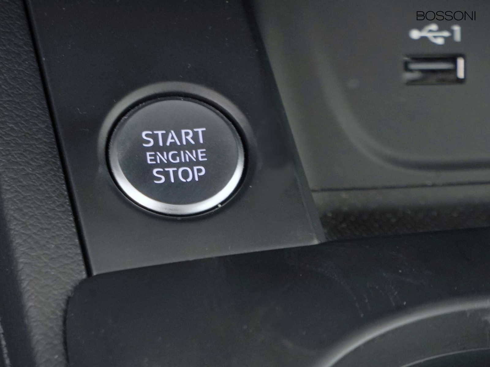 22 - Audi A4 avant 35 2.0 tdi mhev 163cv business s tronic