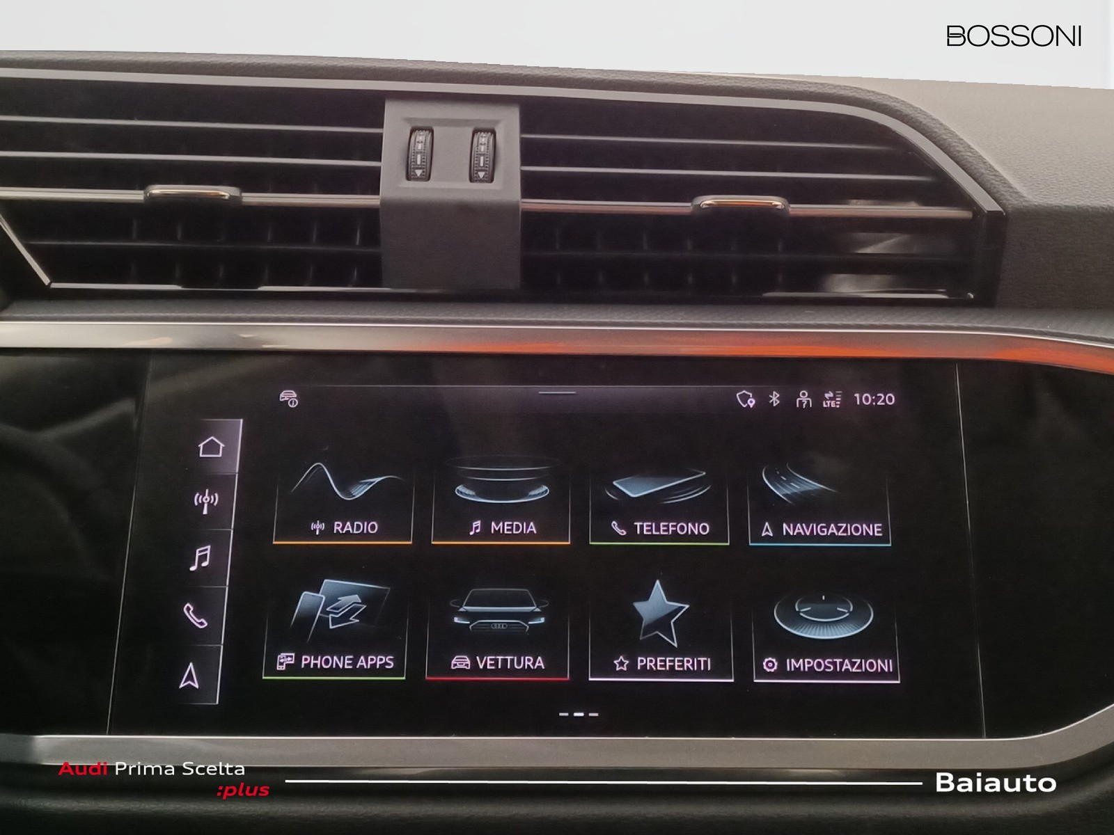 11 - Audi Q3 sportback 35 2.0 tdi s line edition s tronic