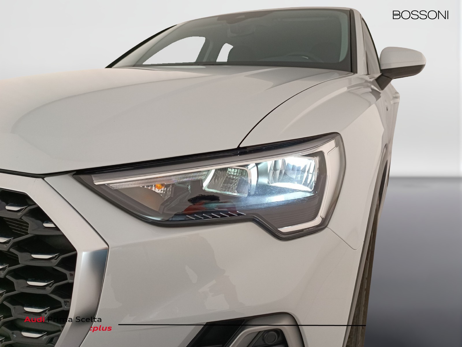 28 - Audi Q3 sportback 35 2.0 tdi s line edition s tronic