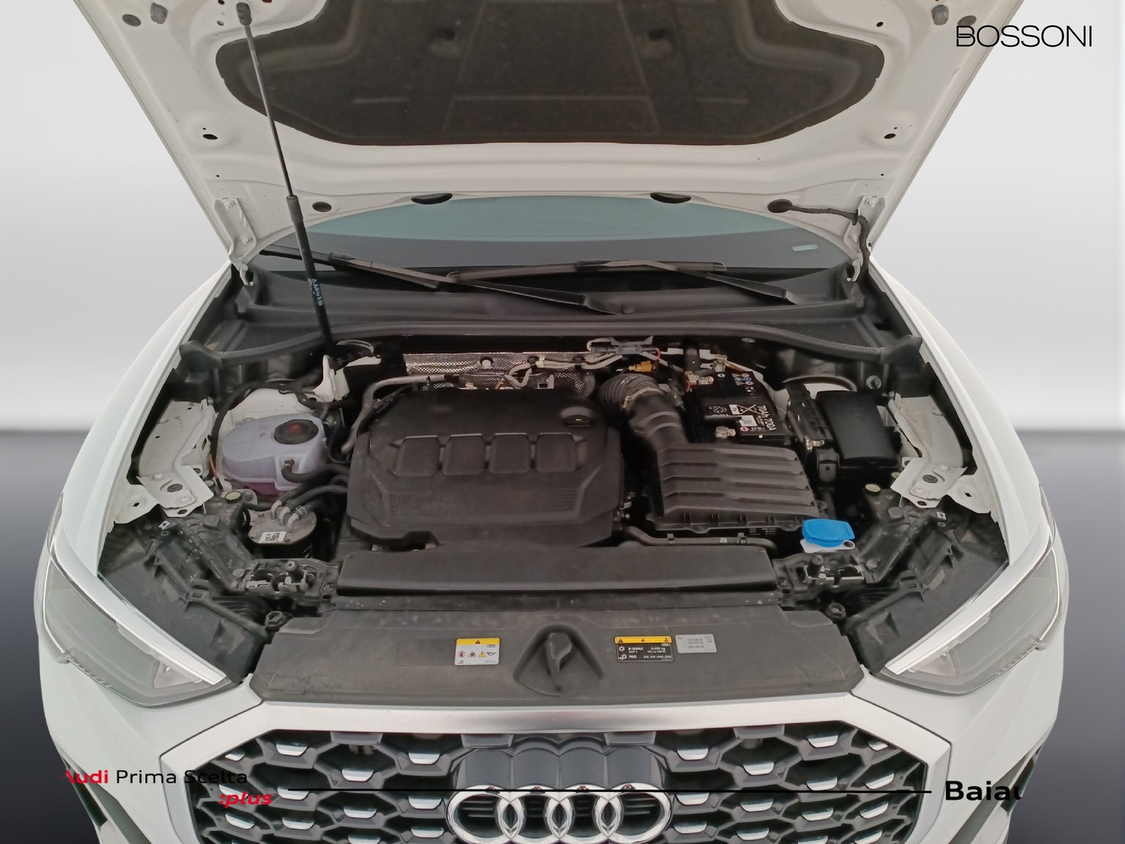 36 - Audi Q3 sportback 35 2.0 tdi s line edition s tronic