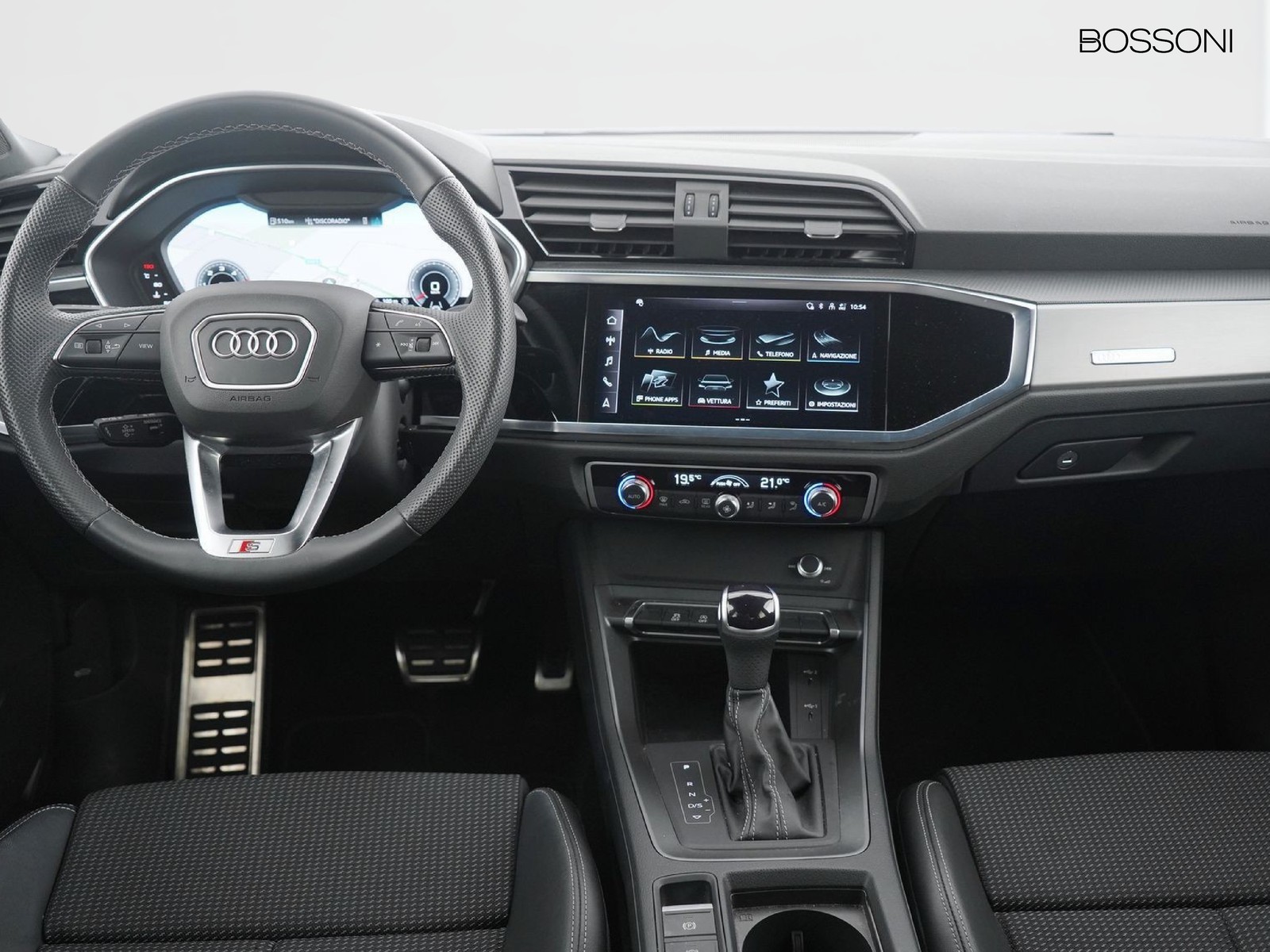 3 - Audi Q3 35 2.0 tdi s line edition s tronic