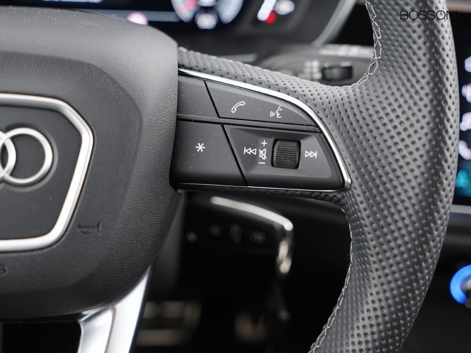 9 - Audi Q3 35 2.0 tdi s line edition s tronic