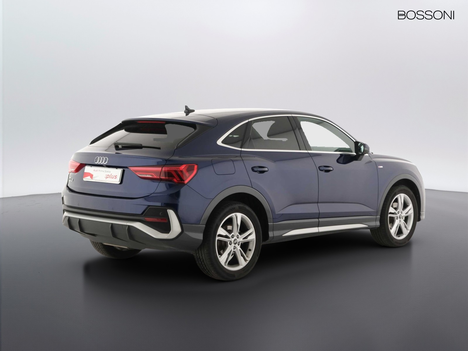 2 - Audi Q3 sportback 35 2.0 tdi s line edition s tronic