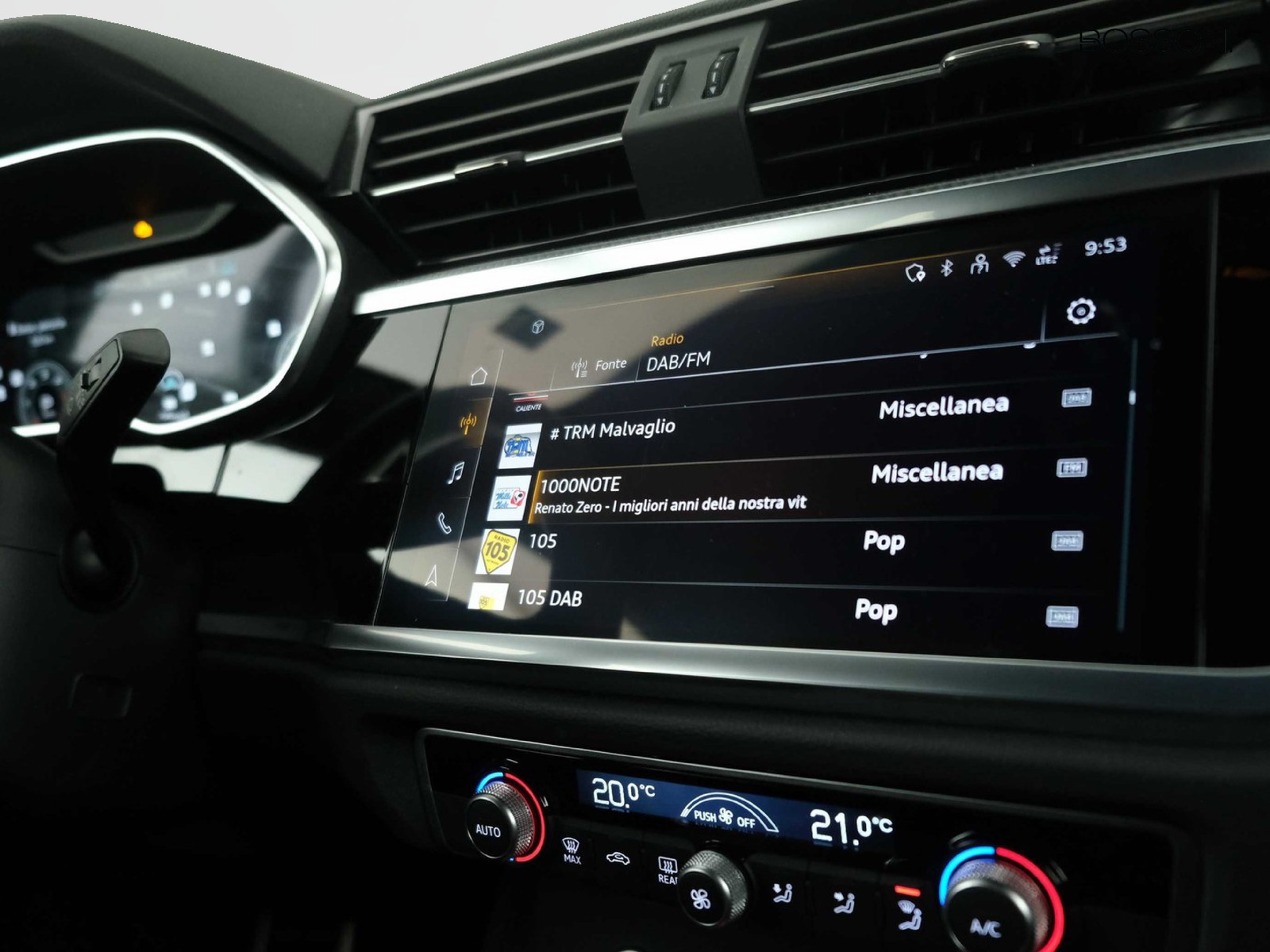 22 - Audi Q3 sportback 35 2.0 tdi s line edition s tronic